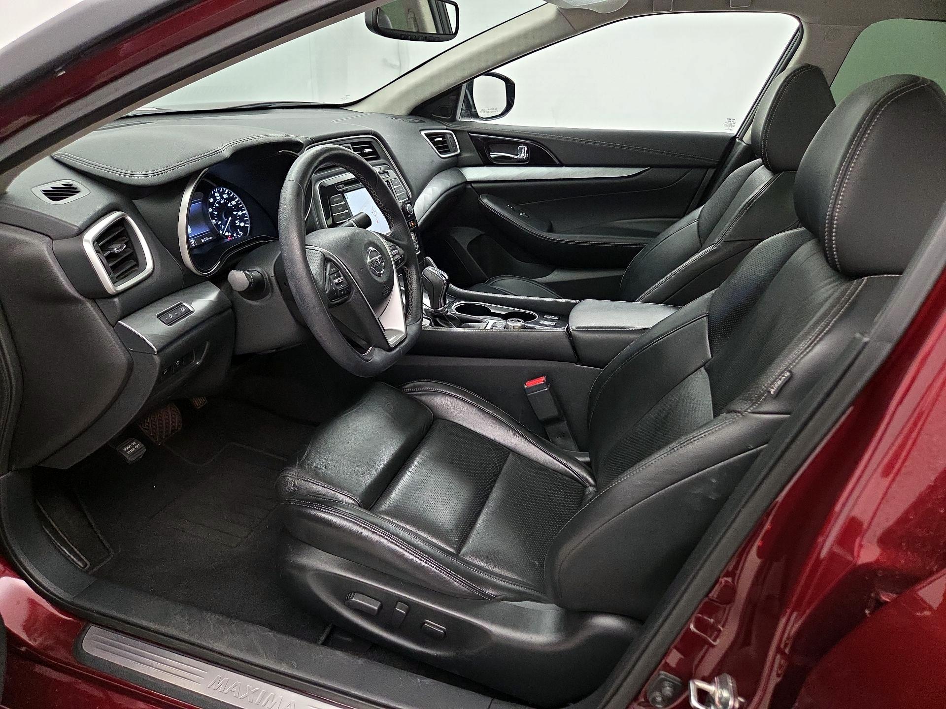 Thumbnail: 2016 Nissan Maxima - 11