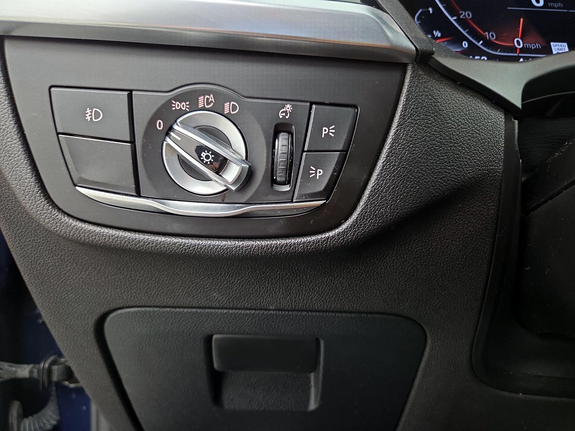 Thumbnail: 2021 BMW X3 - 13