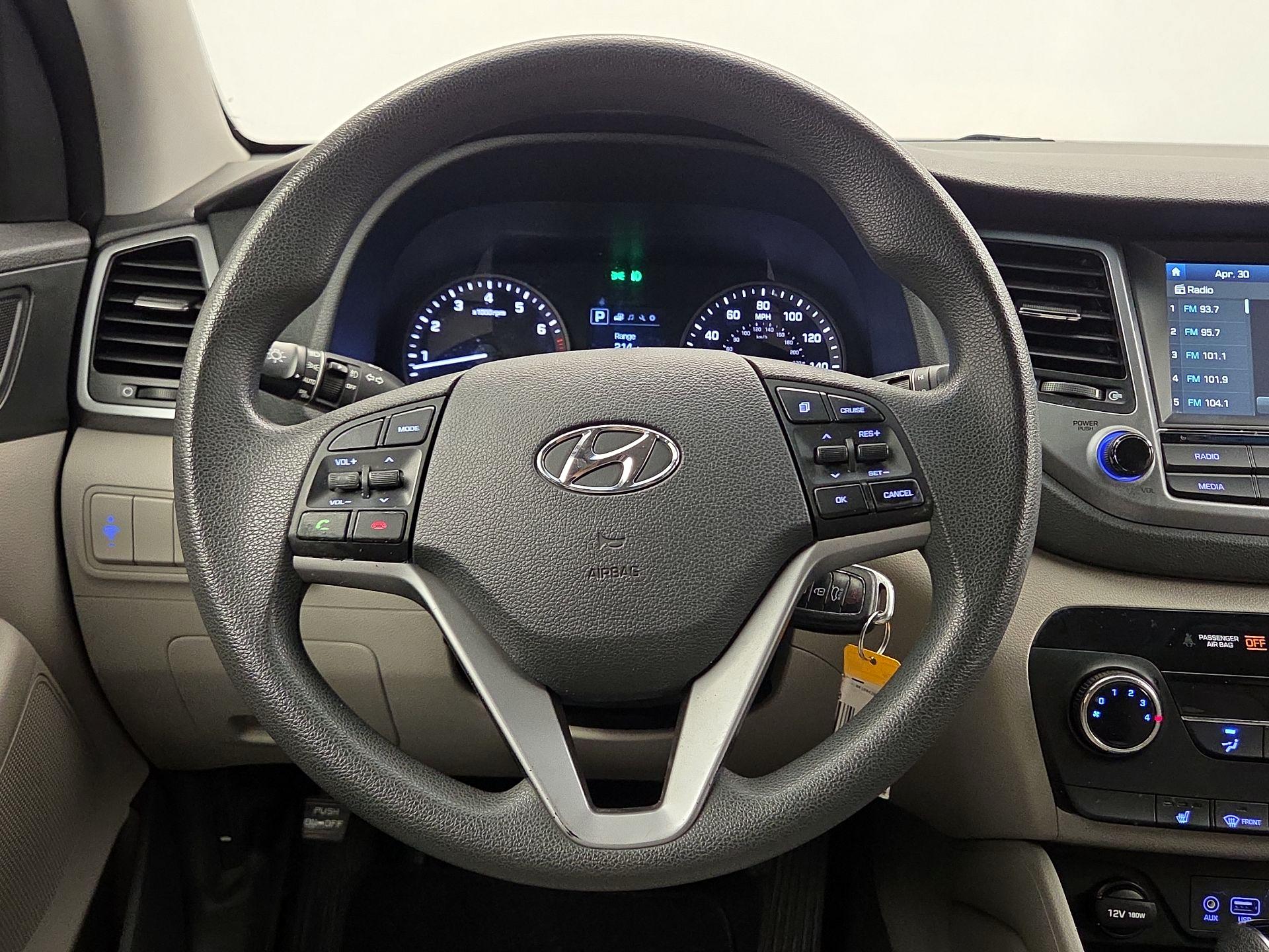Thumbnail: 2018 Hyundai Tucson - 10