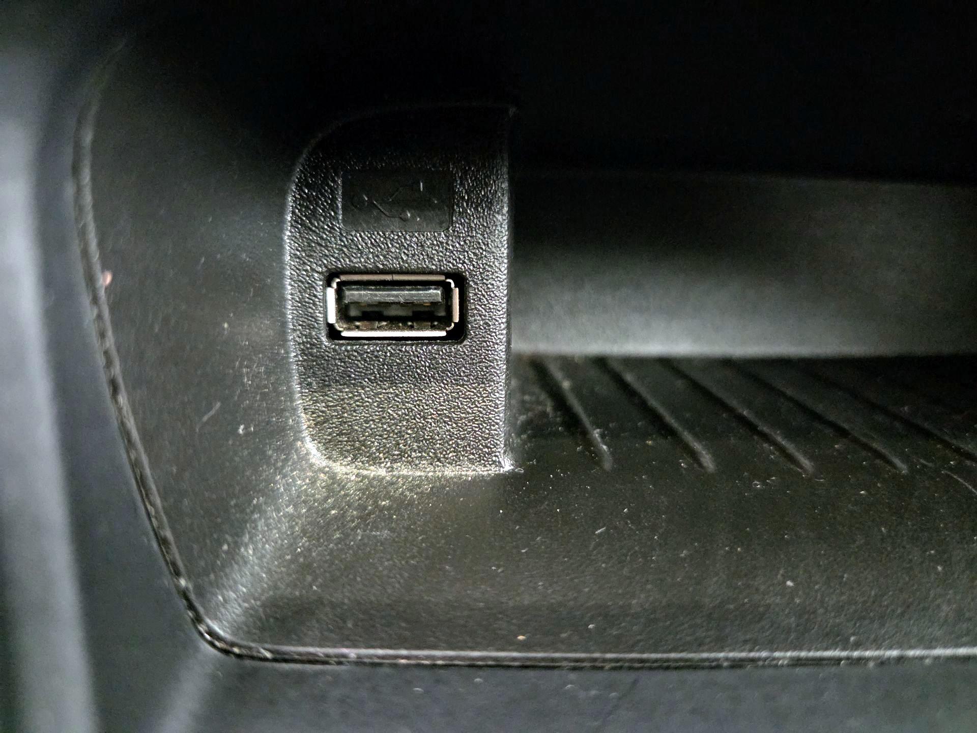 Thumbnail: 2018 Ford Focus - 18