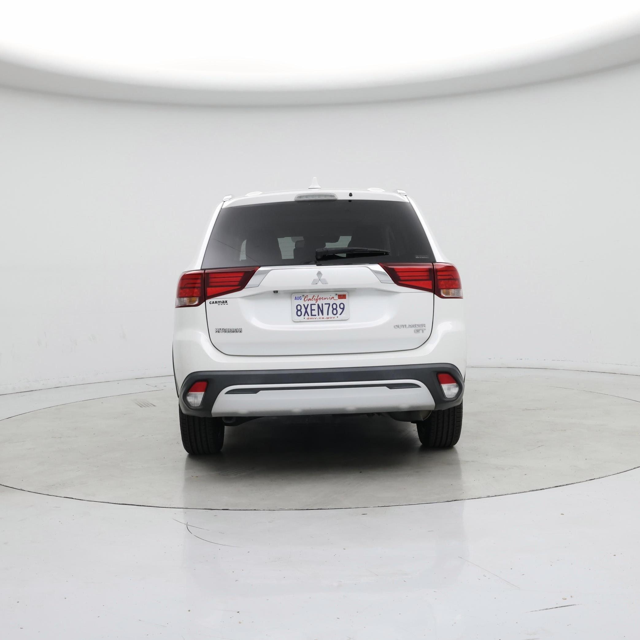 Thumbnail: 2019 Mitsubishi Outlander - 6