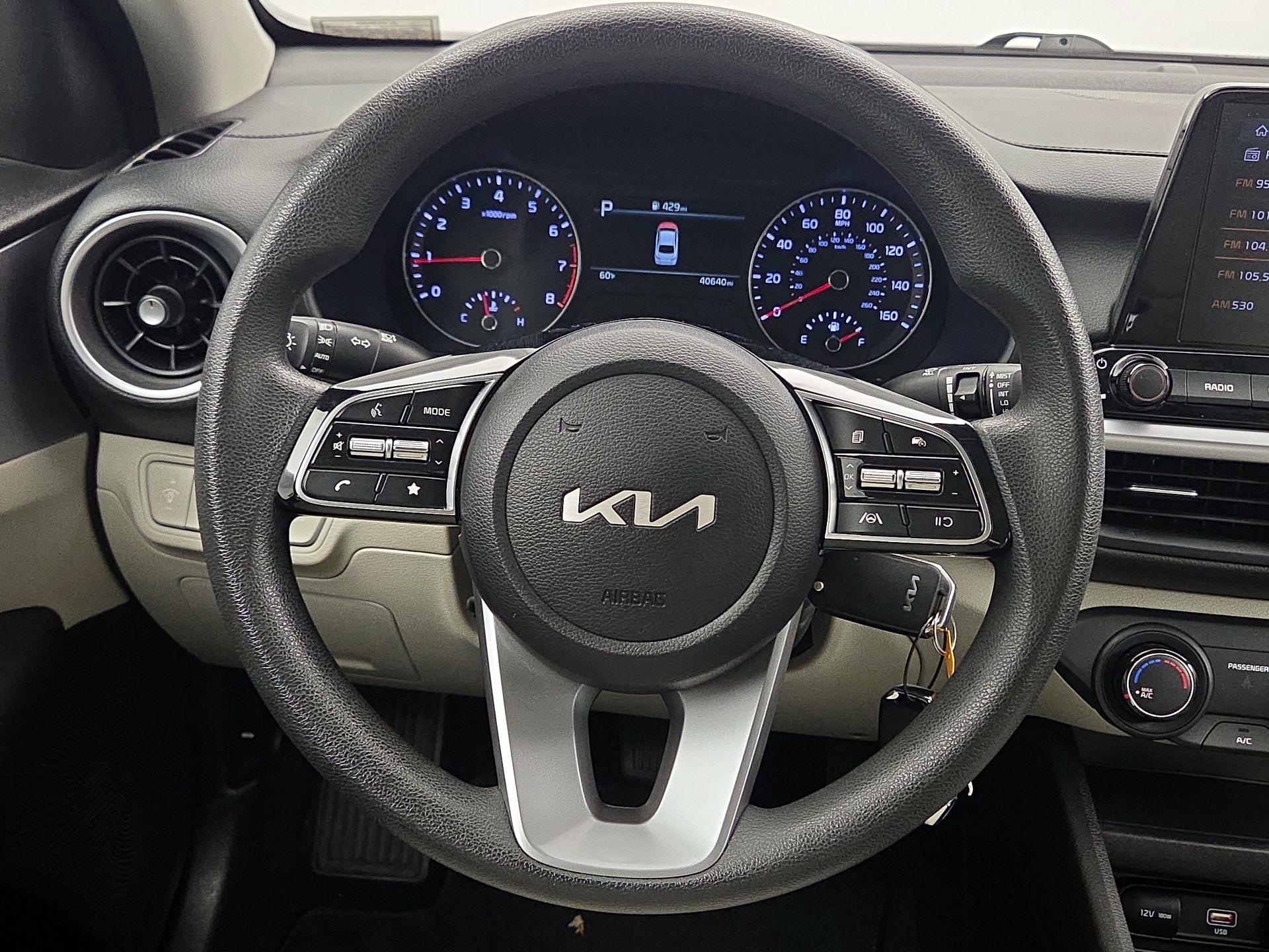 Thumbnail: 2023 Kia Forte - 10