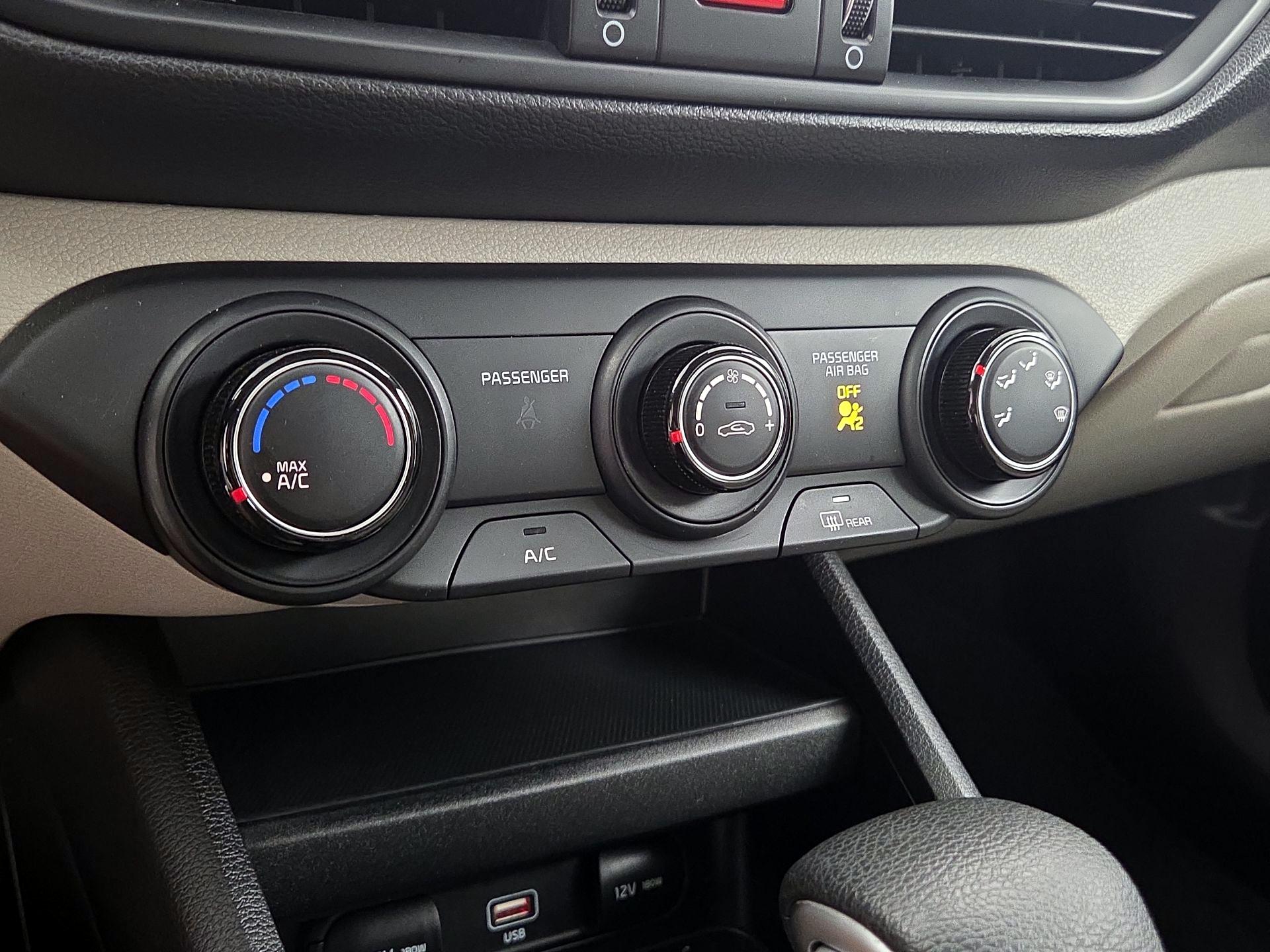 Thumbnail: 2023 Kia Forte - 16