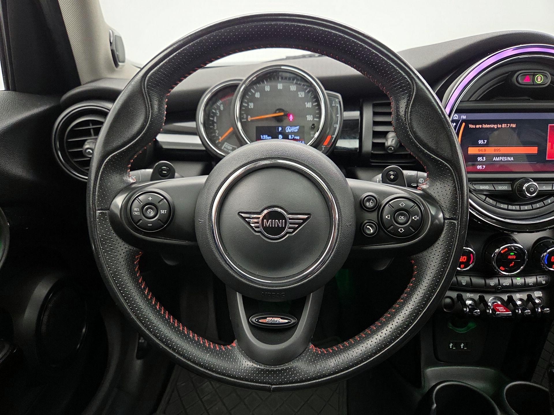 Thumbnail: 2020 MINI Cooper Hardtop - 10