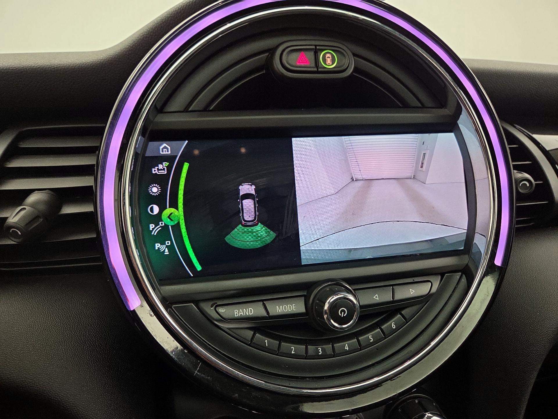 Thumbnail: 2020 MINI Cooper Hardtop - 14