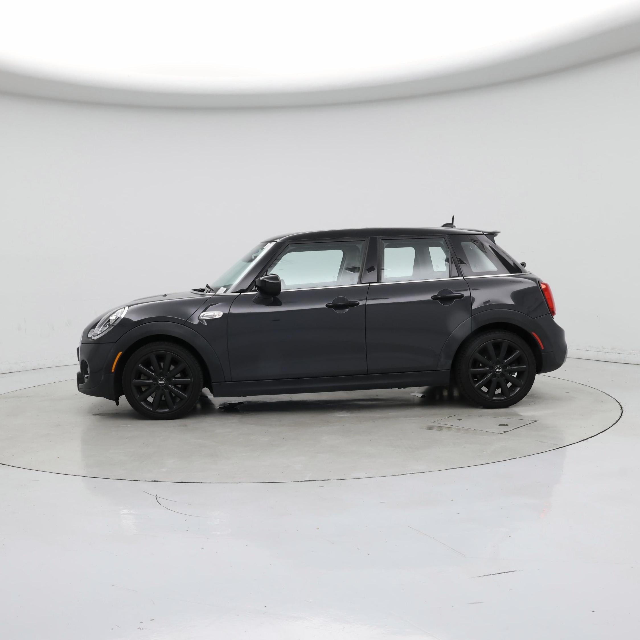 Thumbnail: 2020 MINI Cooper Hardtop - 3