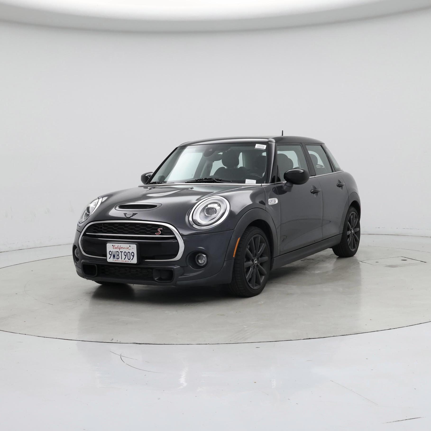 Thumbnail: 2020 MINI Cooper Hardtop - 4
