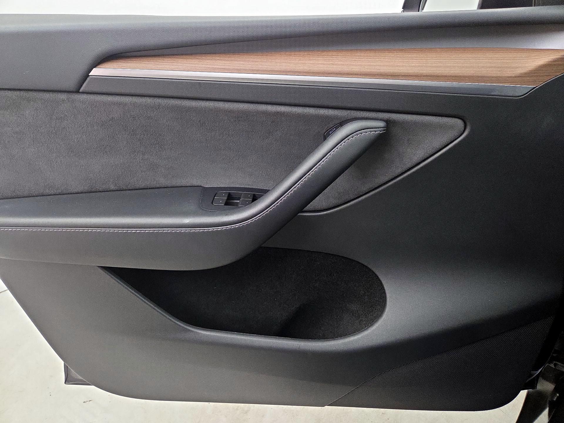 Thumbnail: 2024 Tesla Model Y - 12