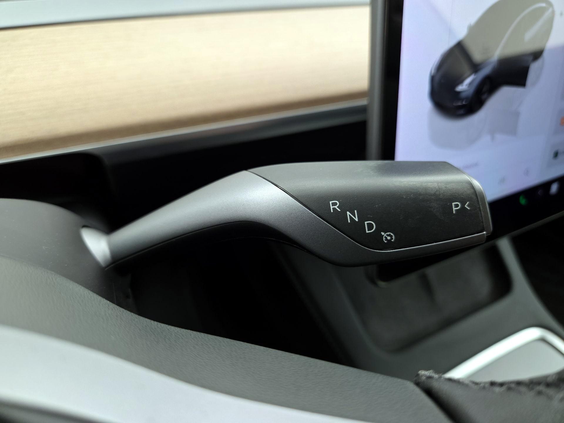 Thumbnail: 2023 Tesla Model 3 - 17