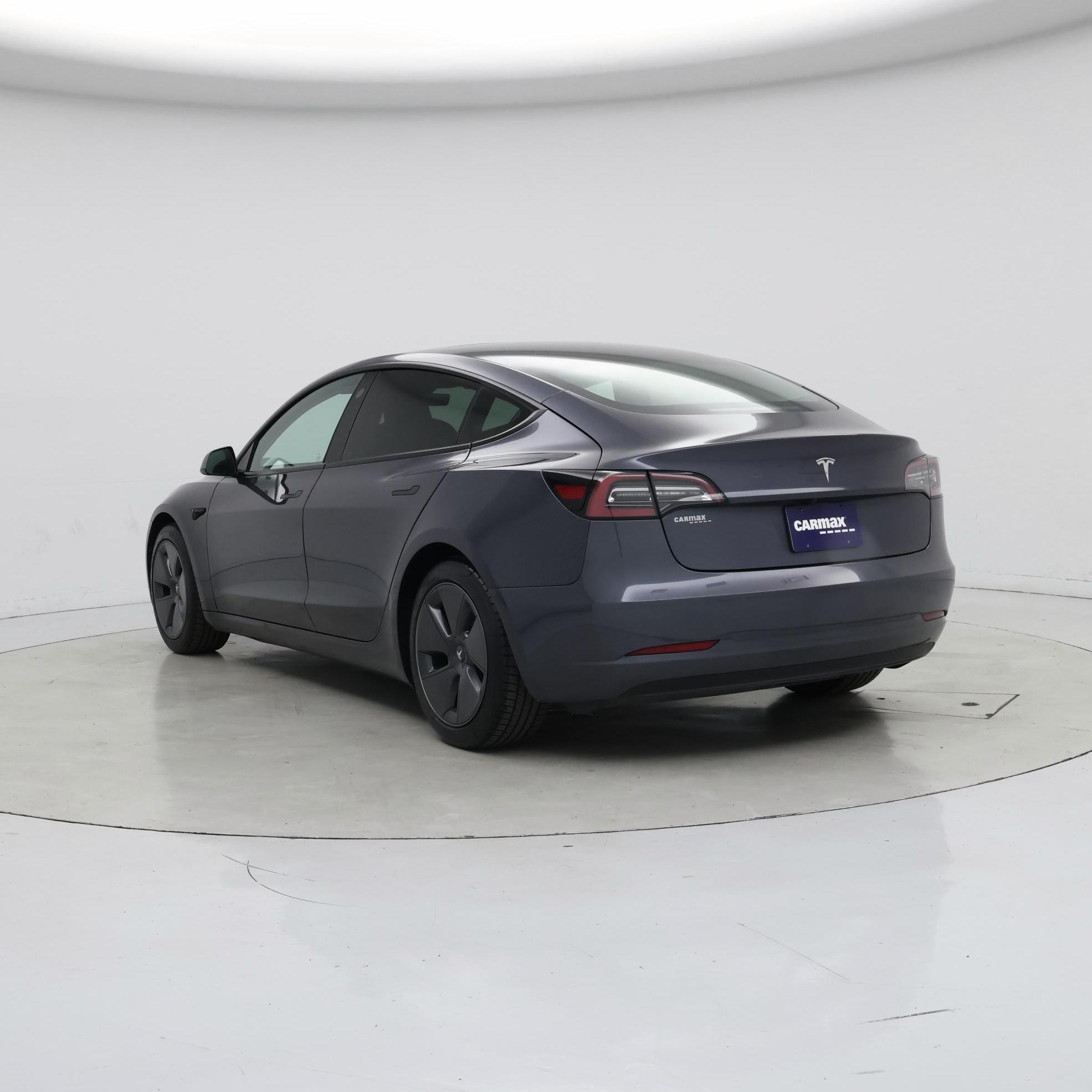 Thumbnail: 2023 Tesla Model 3 - 2