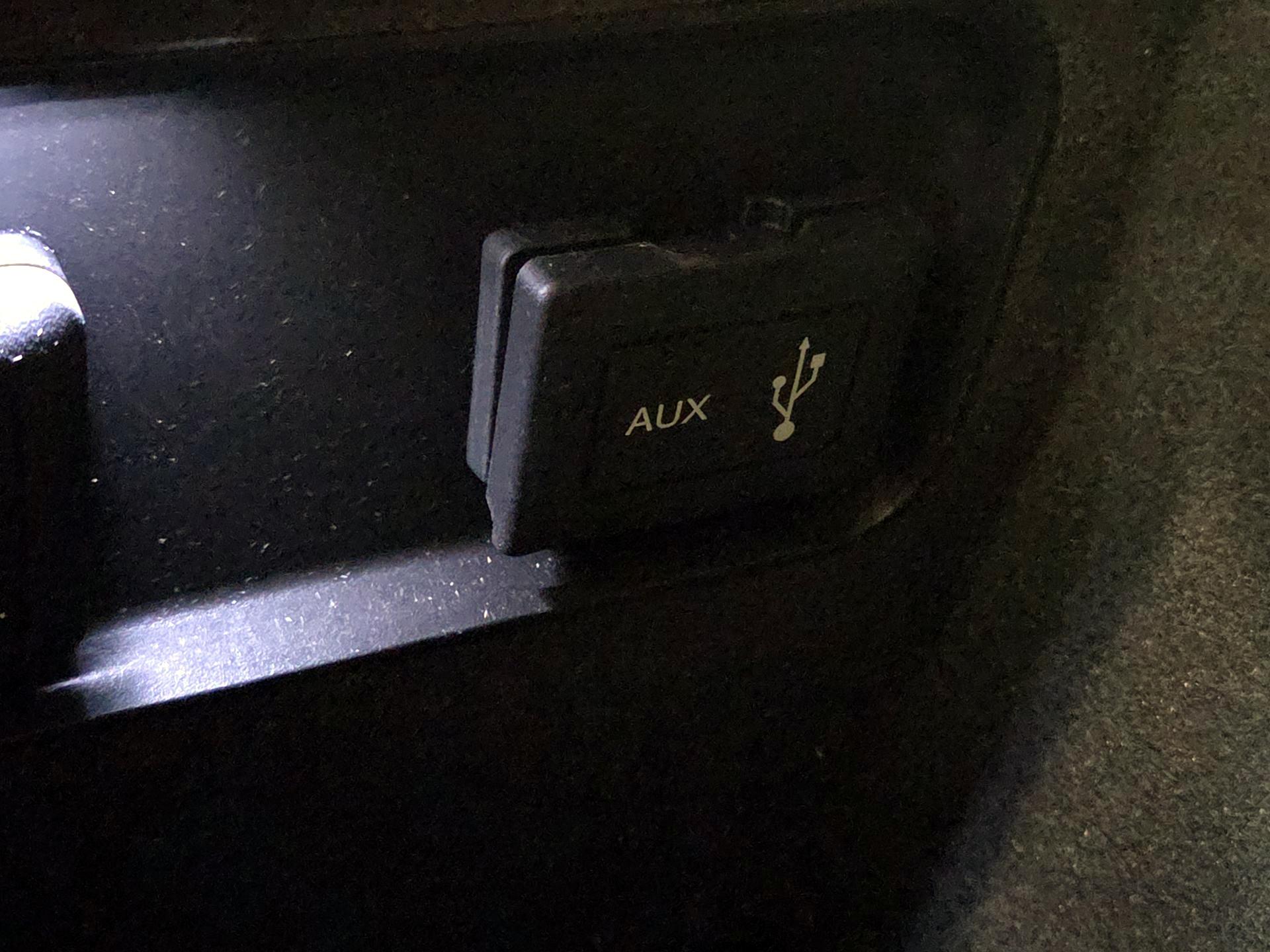 Thumbnail: 2019 Acura RLX - 19