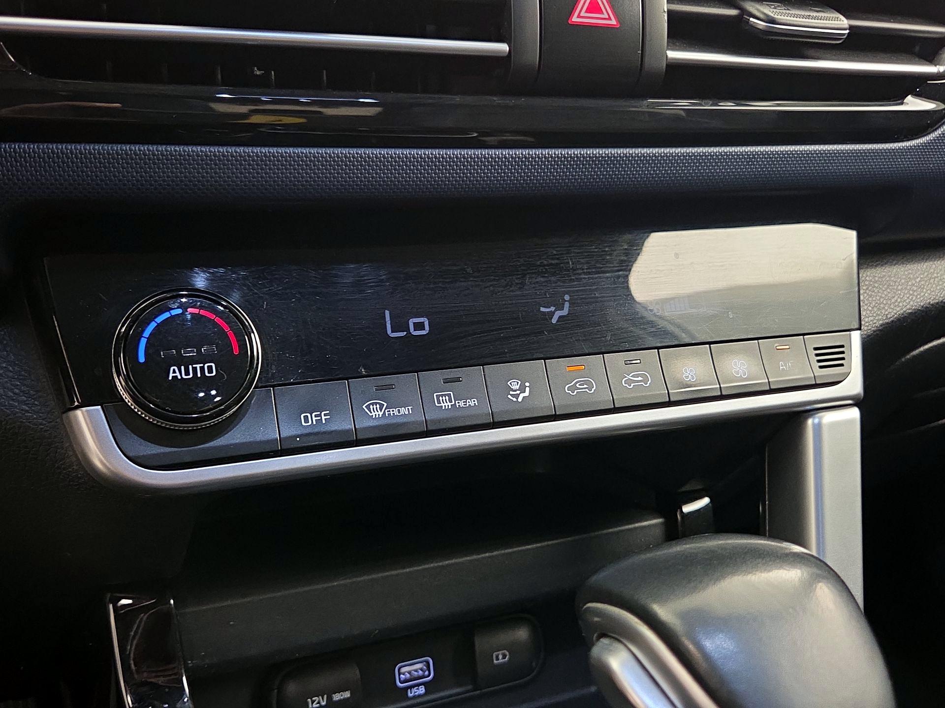 Thumbnail: 2022 Kia Seltos - 17