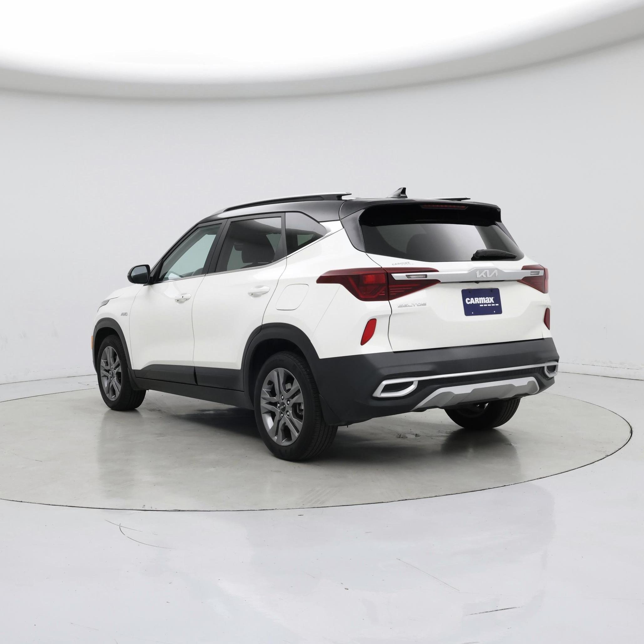 Thumbnail: 2022 Kia Seltos - 2