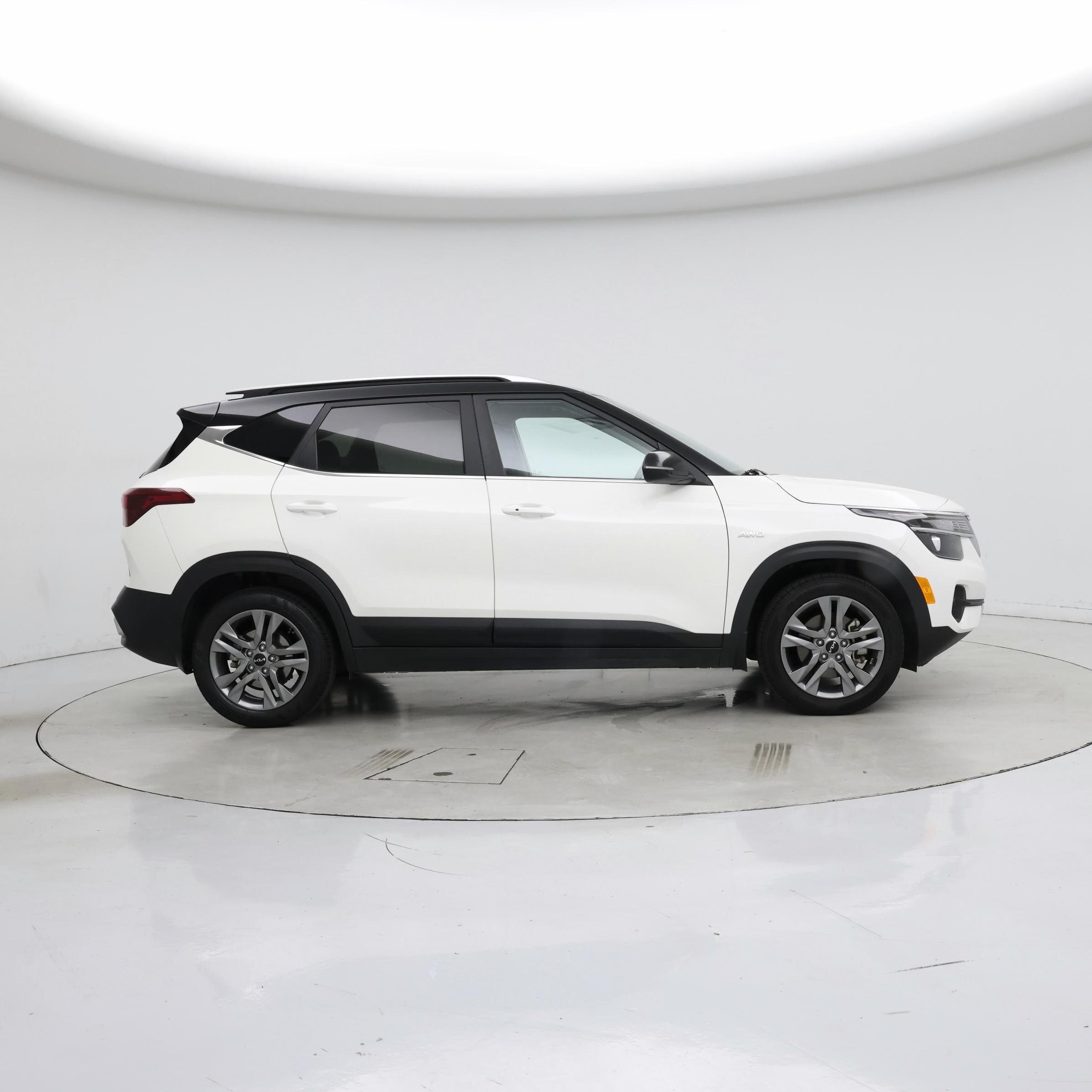 Thumbnail: 2022 Kia Seltos - 7