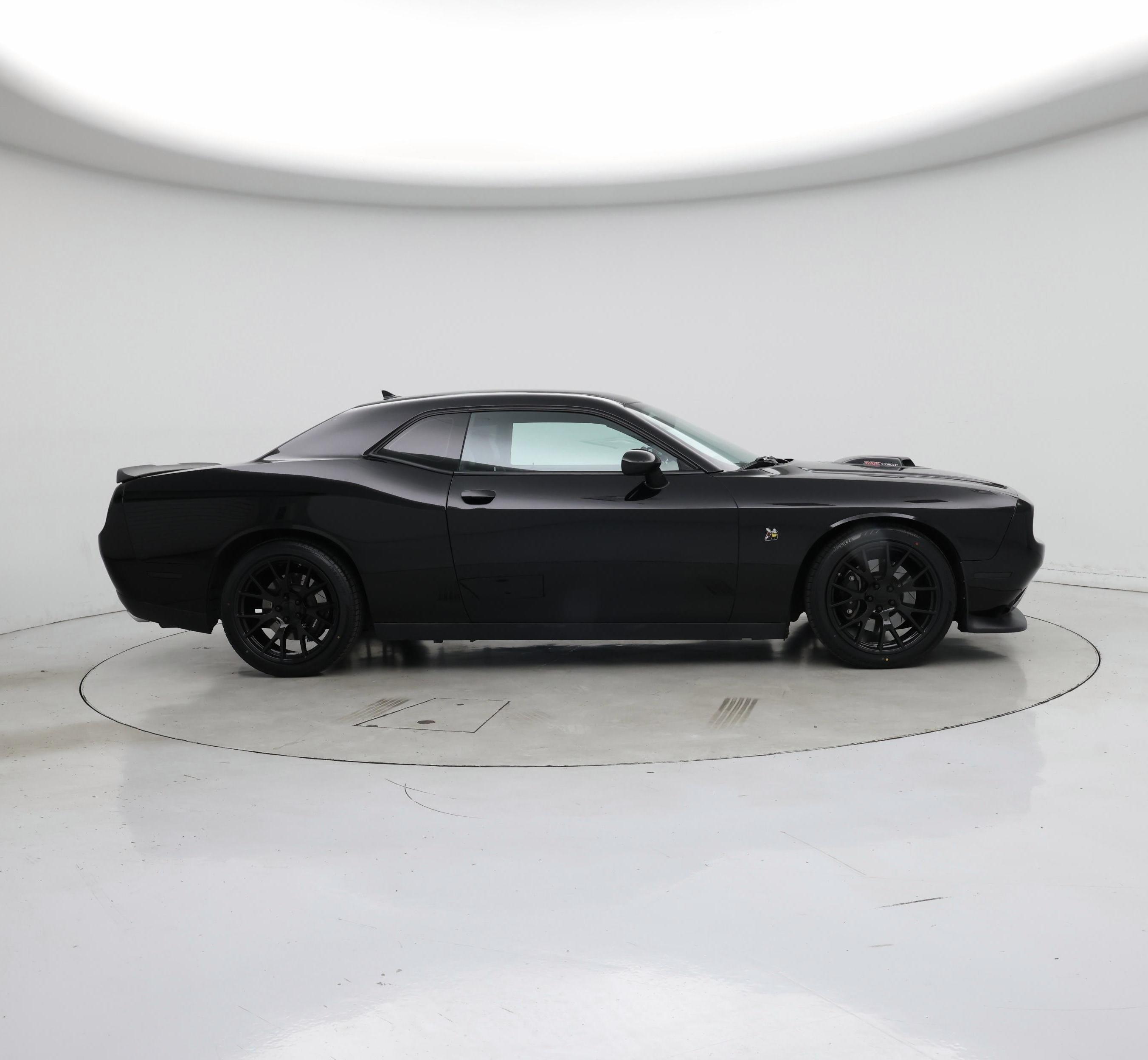 Thumbnail: 2016 Dodge Challenger - 7