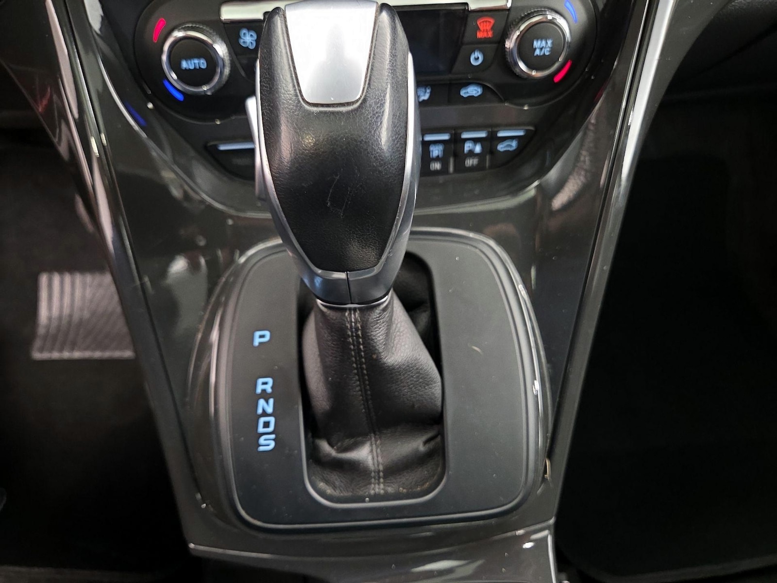 2014 Ford Escape Titanium - Photo 18