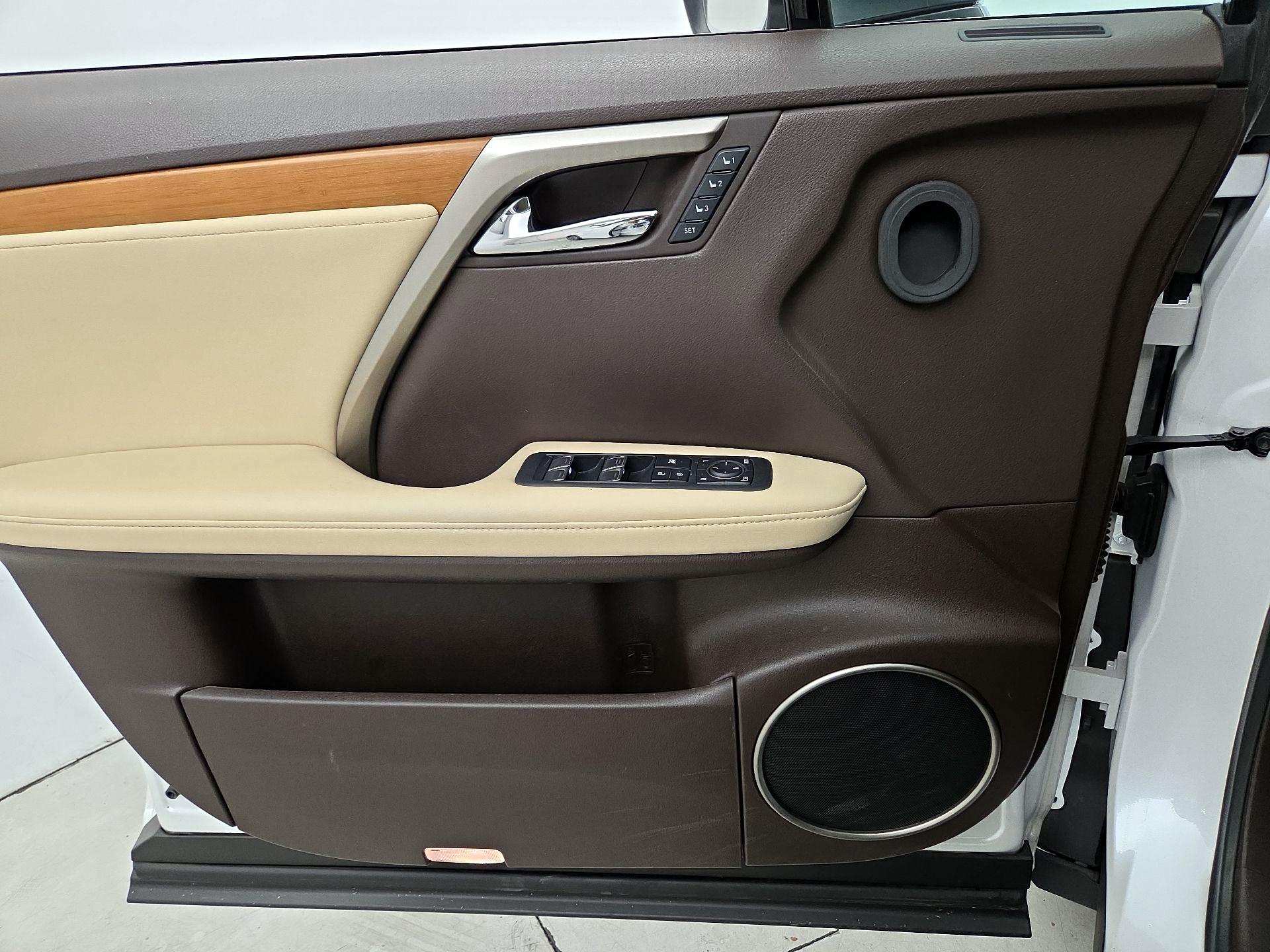 Thumbnail: 2020 Lexus RX - 12