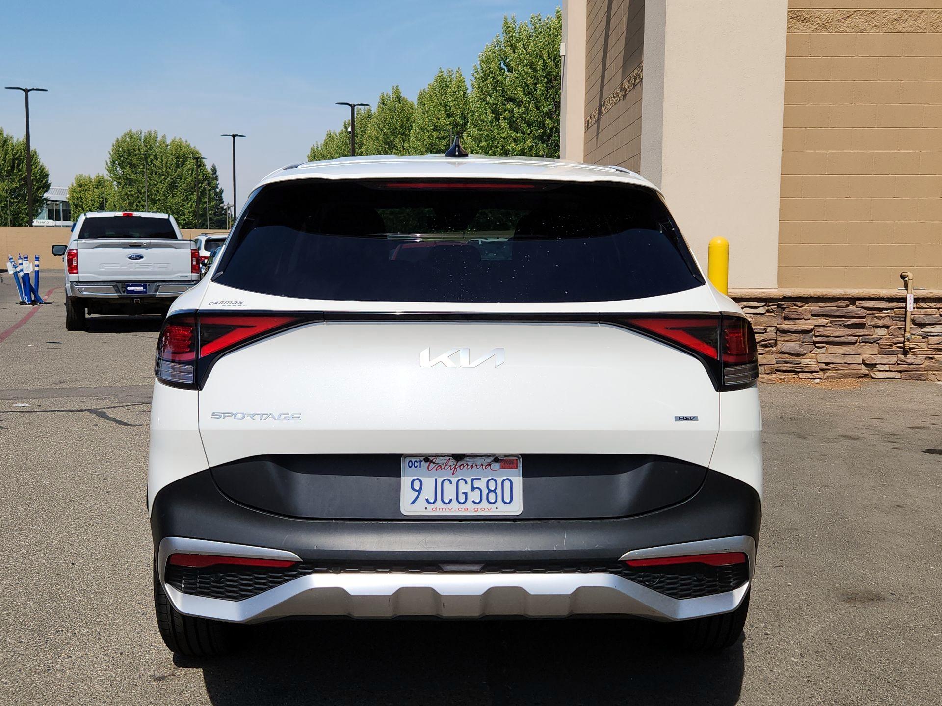 Thumbnail: 2023 Kia Sportage - 6