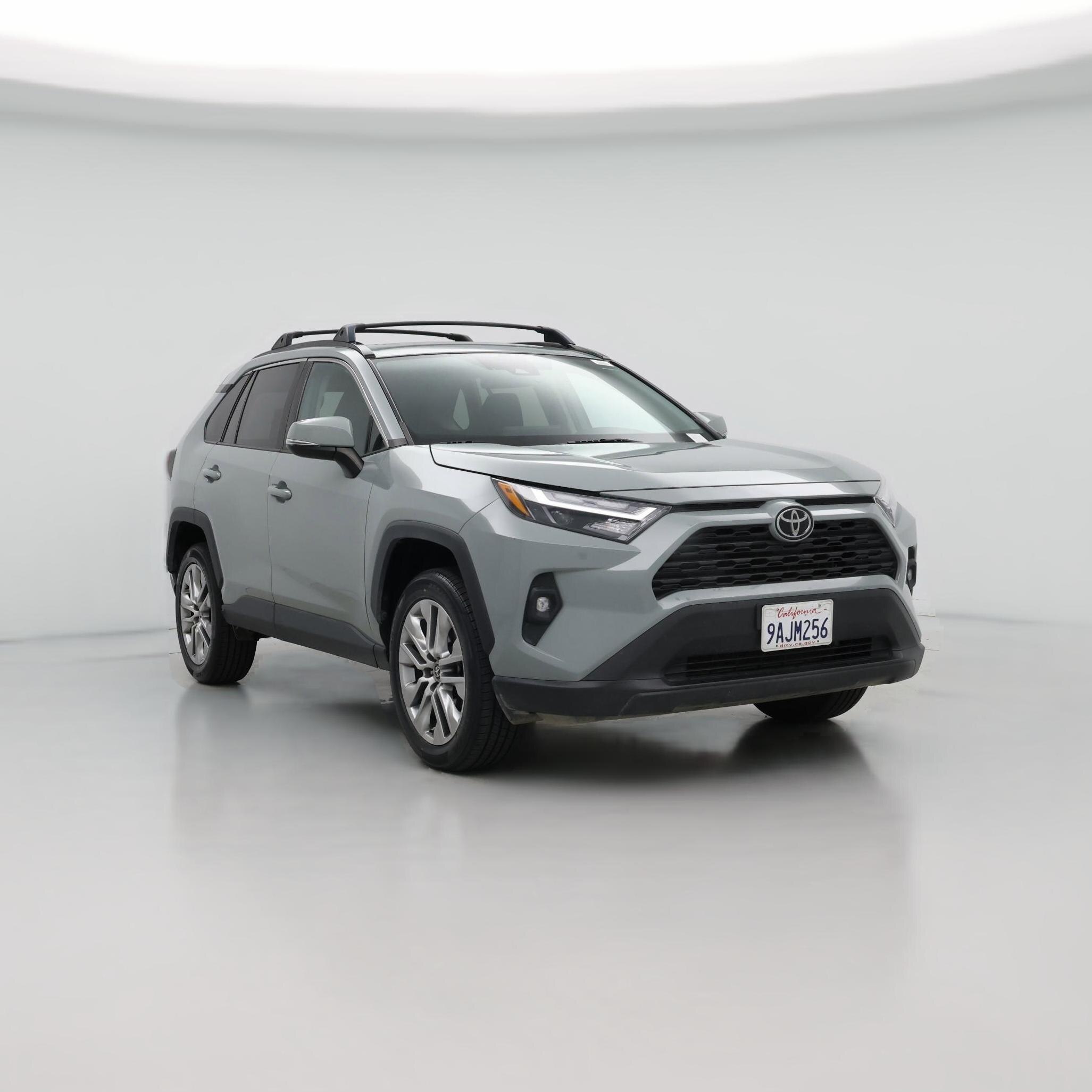 Thumbnail: 2022 Toyota RAV4 - 1