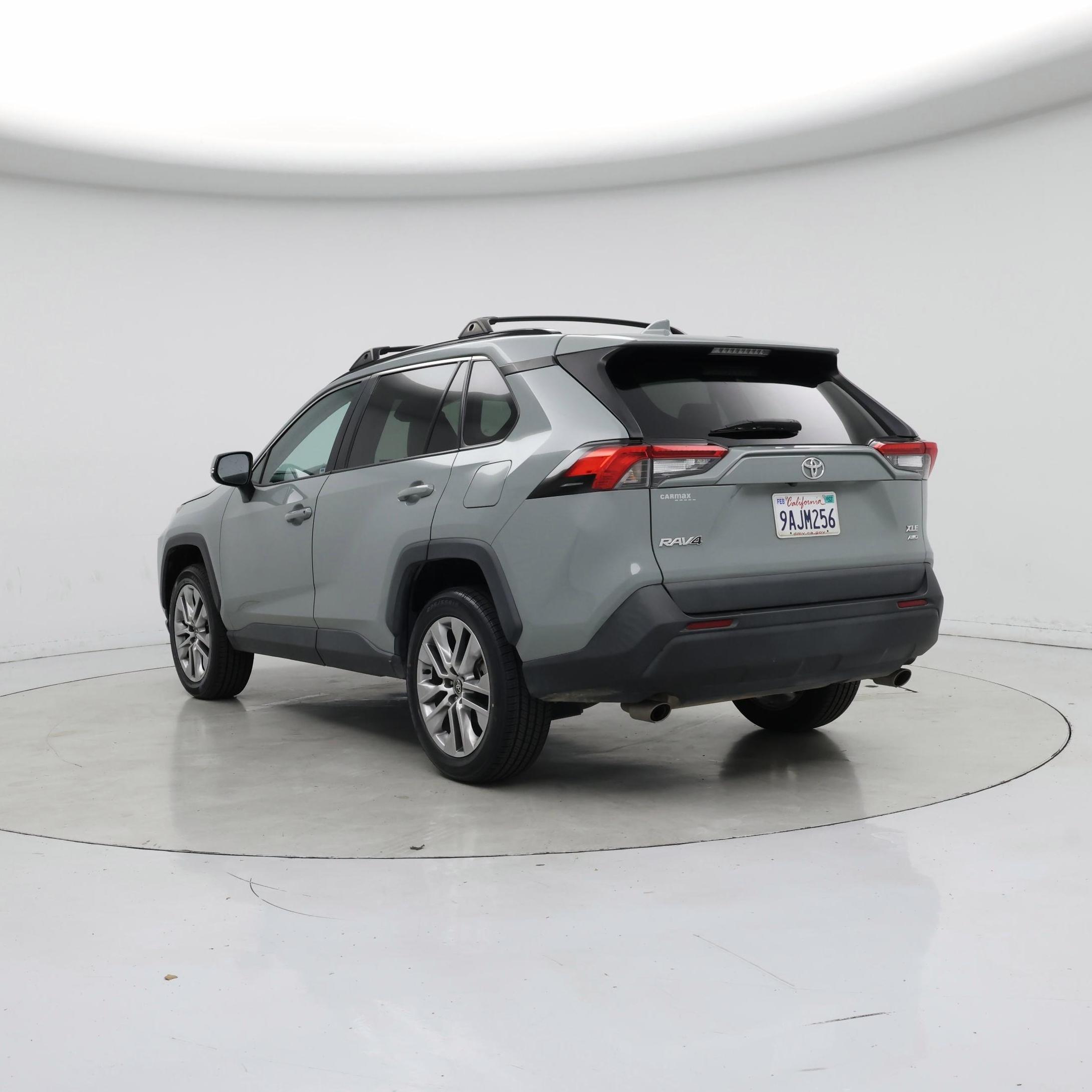 Thumbnail: 2022 Toyota RAV4 - 2