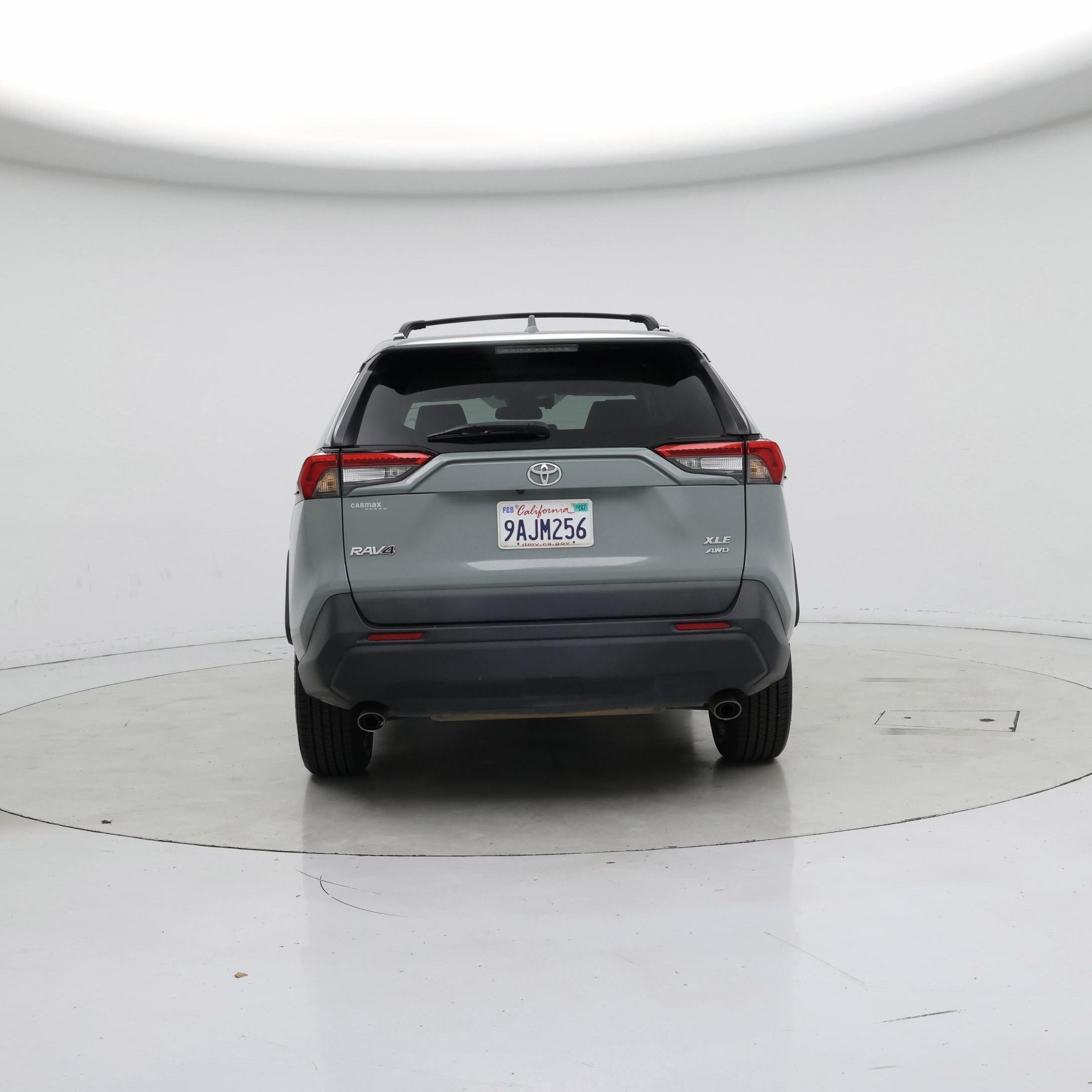 Thumbnail: 2022 Toyota RAV4 - 6