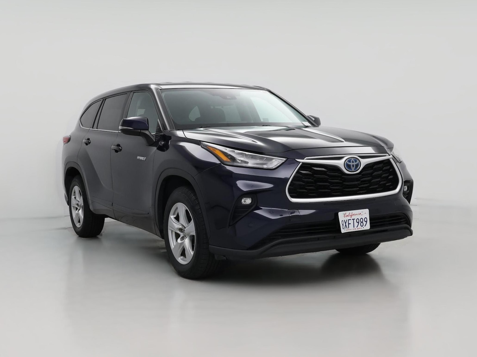 2020 Toyota Highlander LE