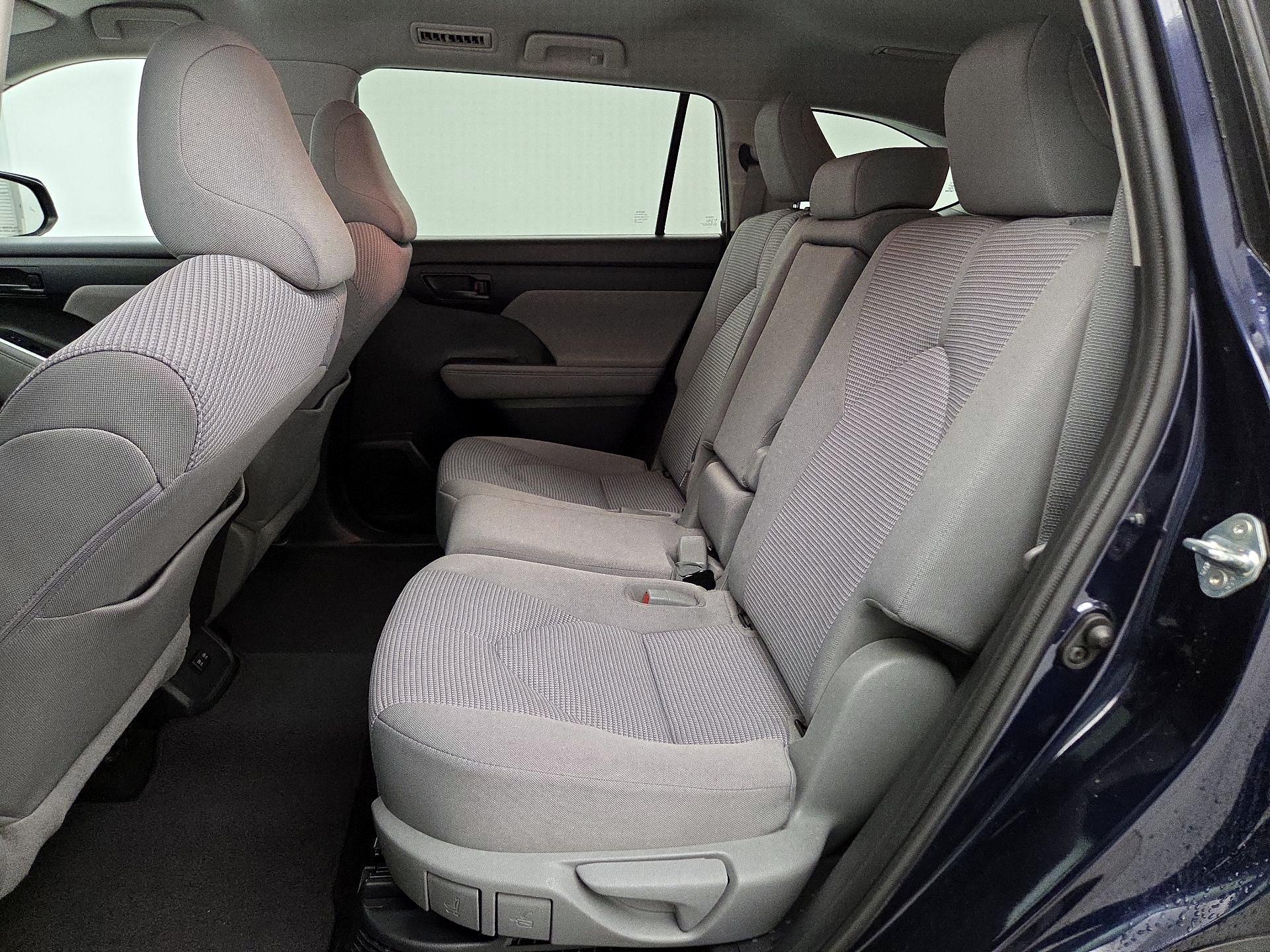 Thumbnail: 2020 Toyota Highlander - 19