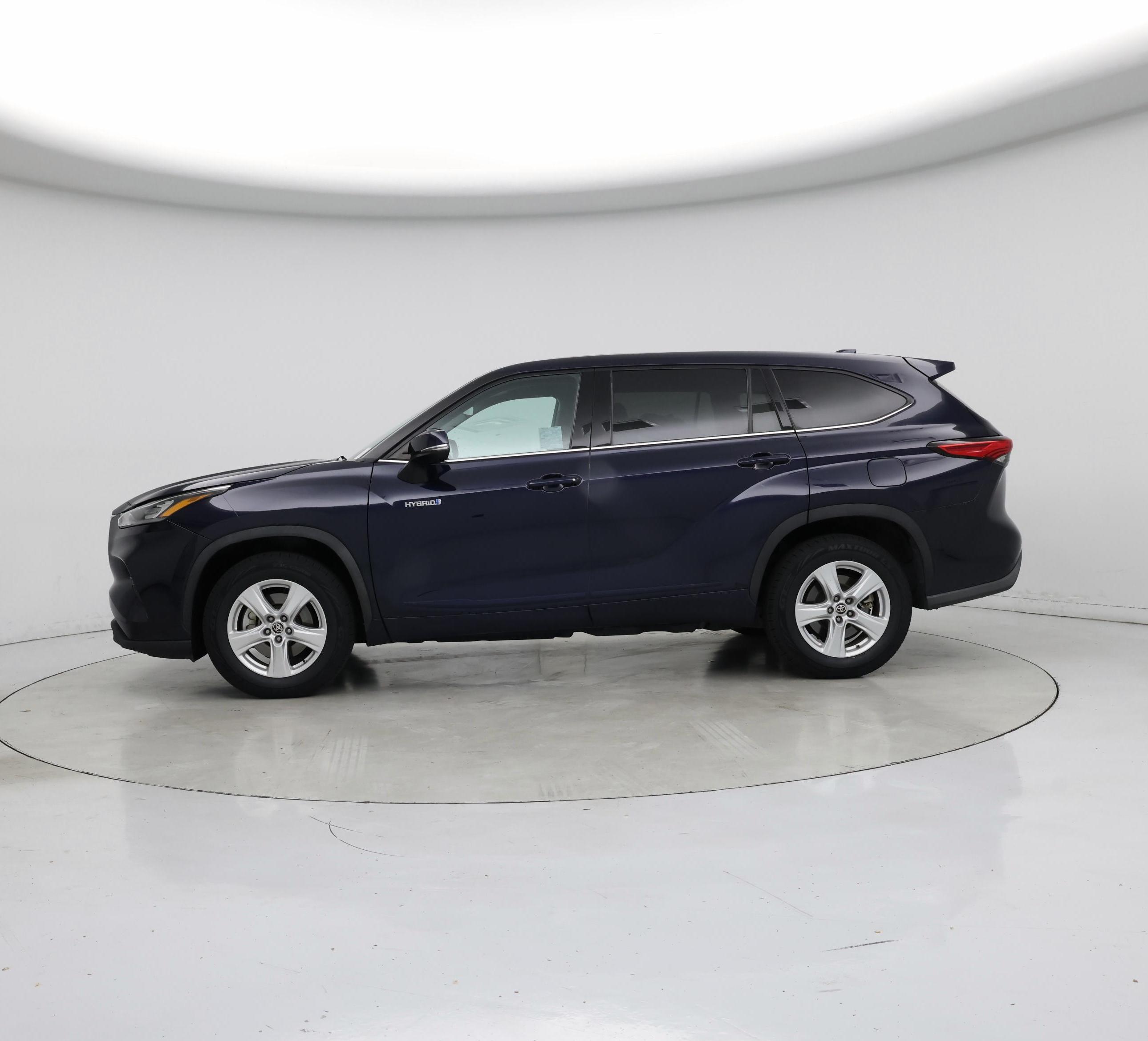 Thumbnail: 2020 Toyota Highlander - 3