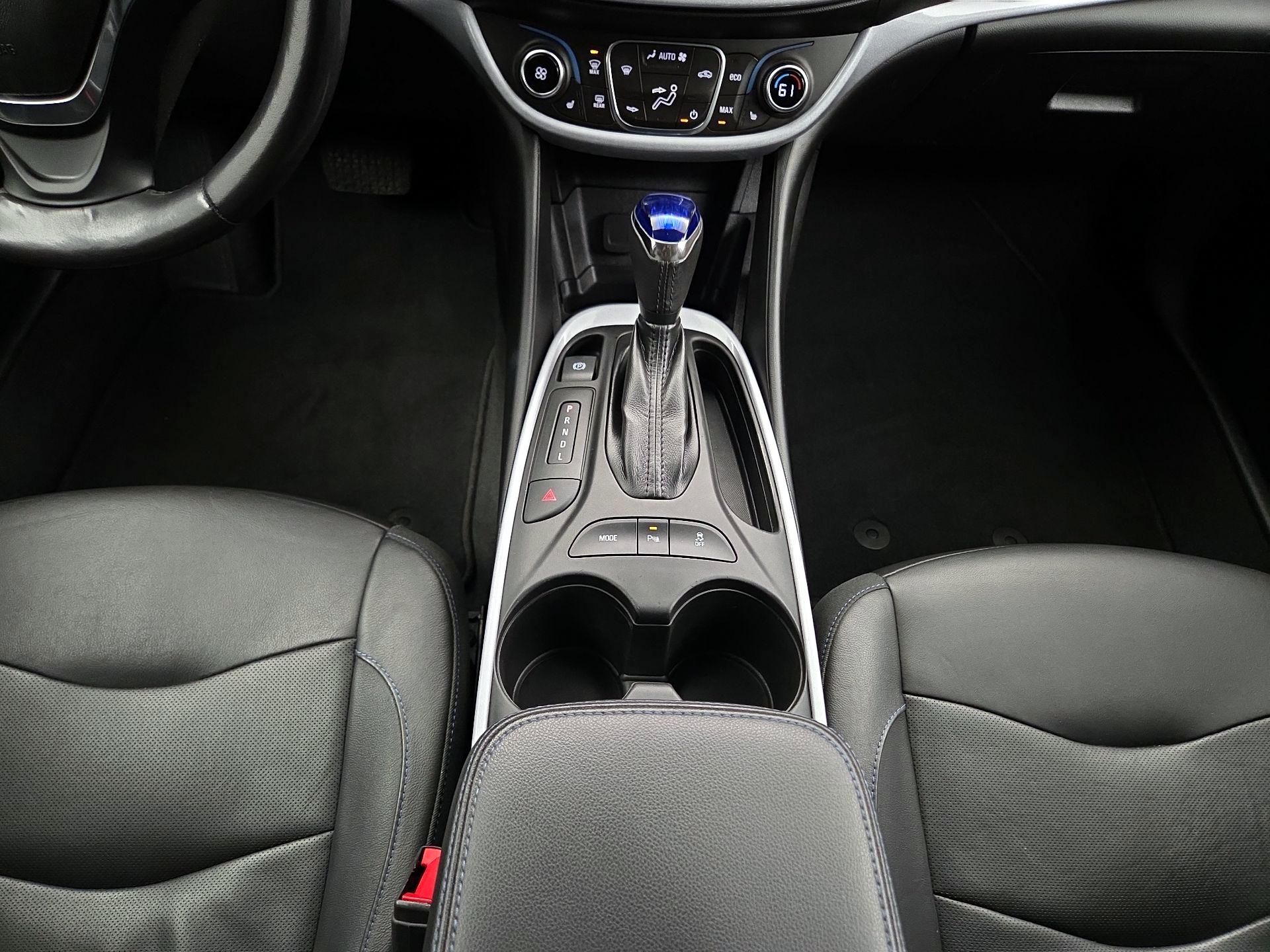 Thumbnail: 2018 Chevrolet Volt - 17