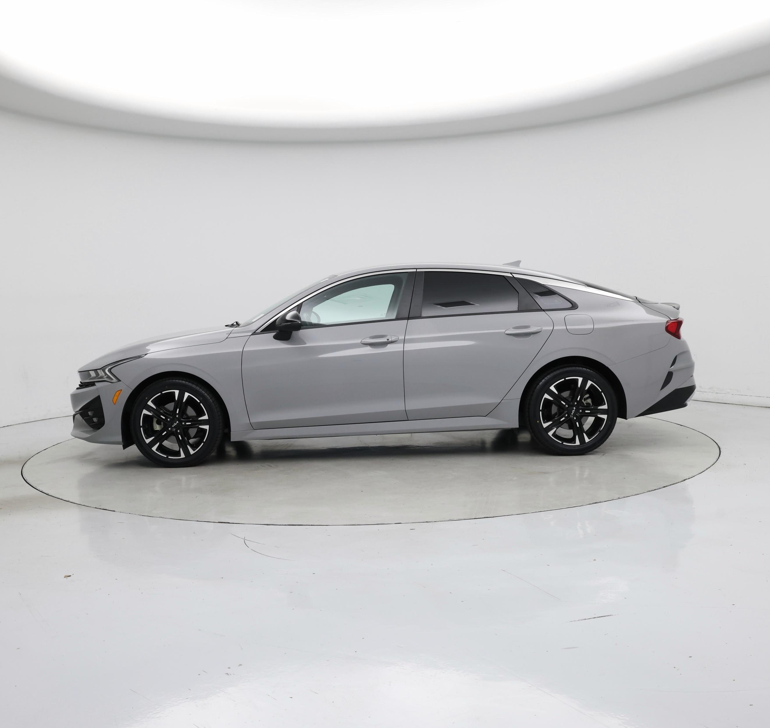 Thumbnail: 2023 Kia K5 - 3