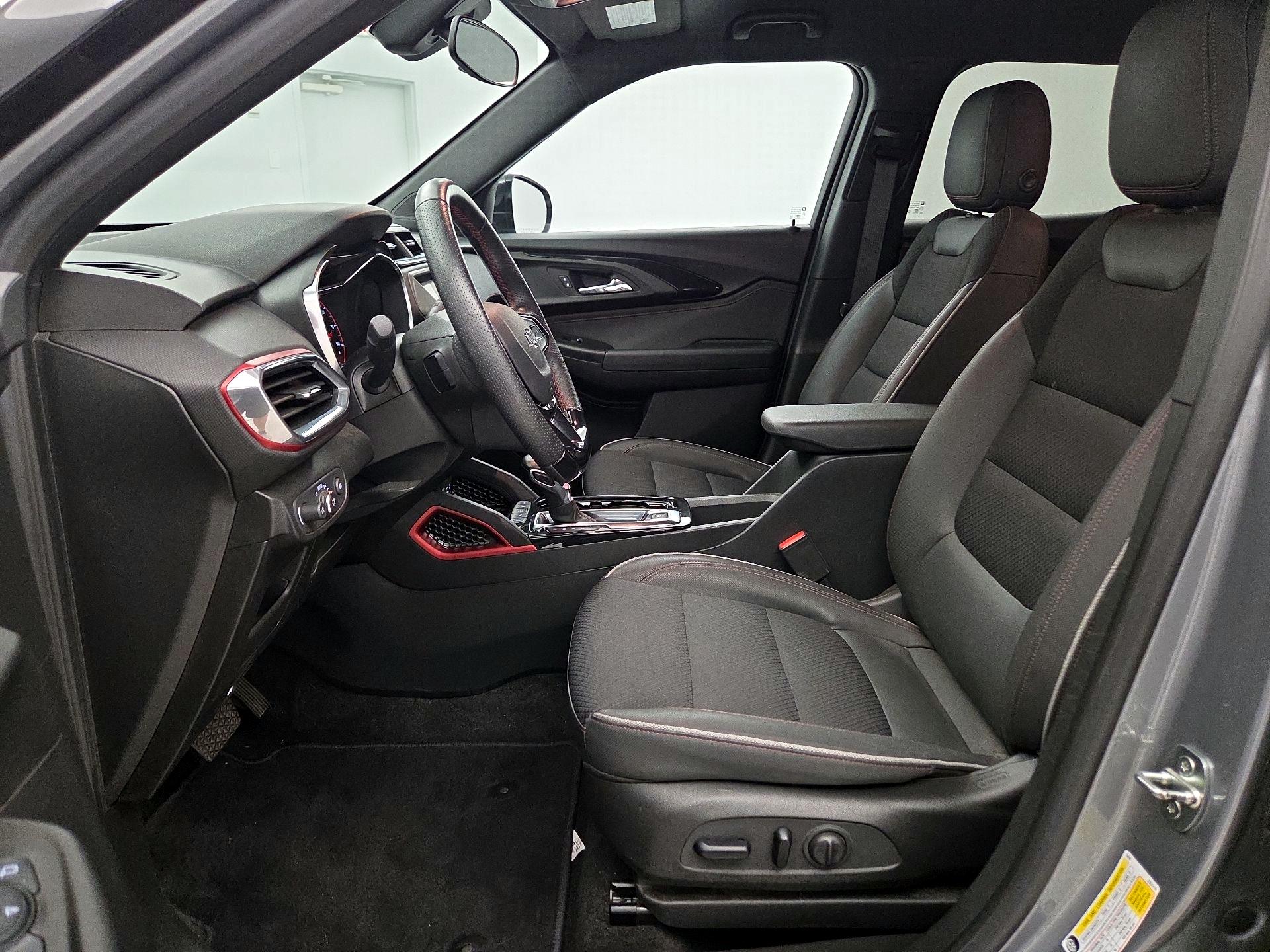 Thumbnail: 2023 Chevrolet TrailBlazer - 11