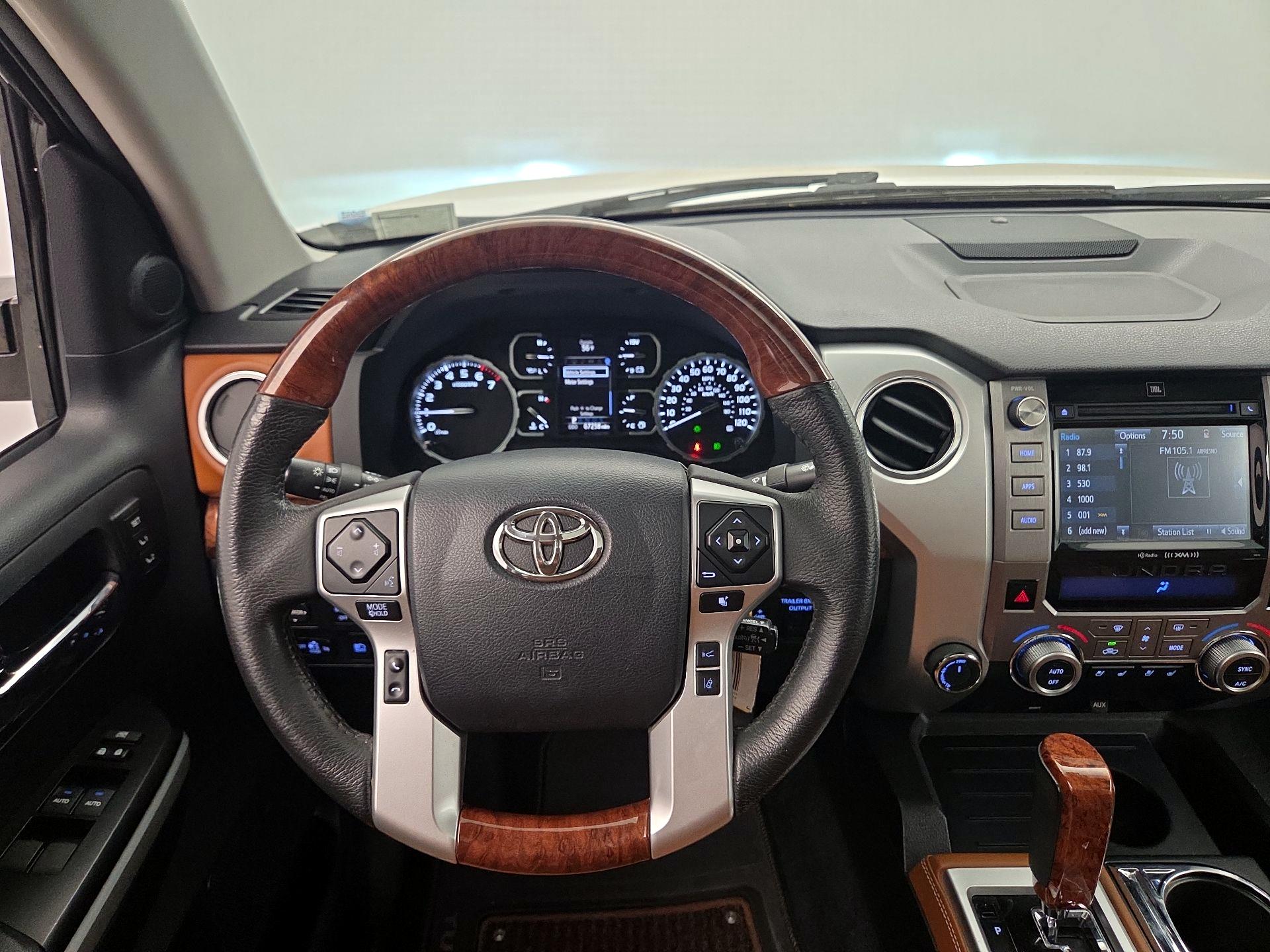 Thumbnail: 2018 Toyota Tundra - 10