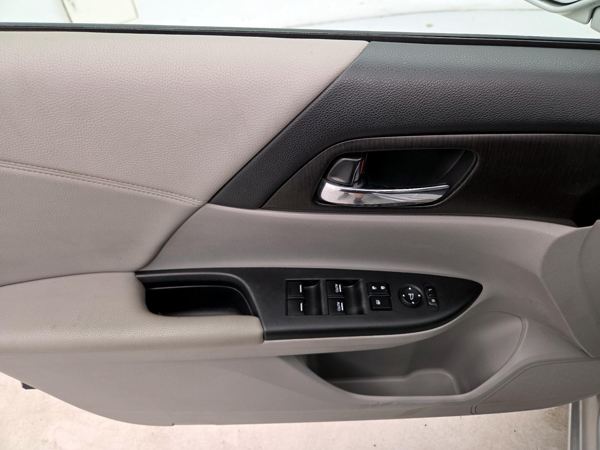 Thumbnail: 2014 Honda Accord - 12