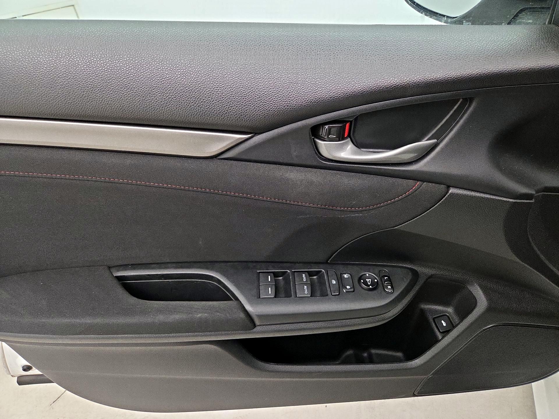 Thumbnail: 2019 Honda Civic - 12