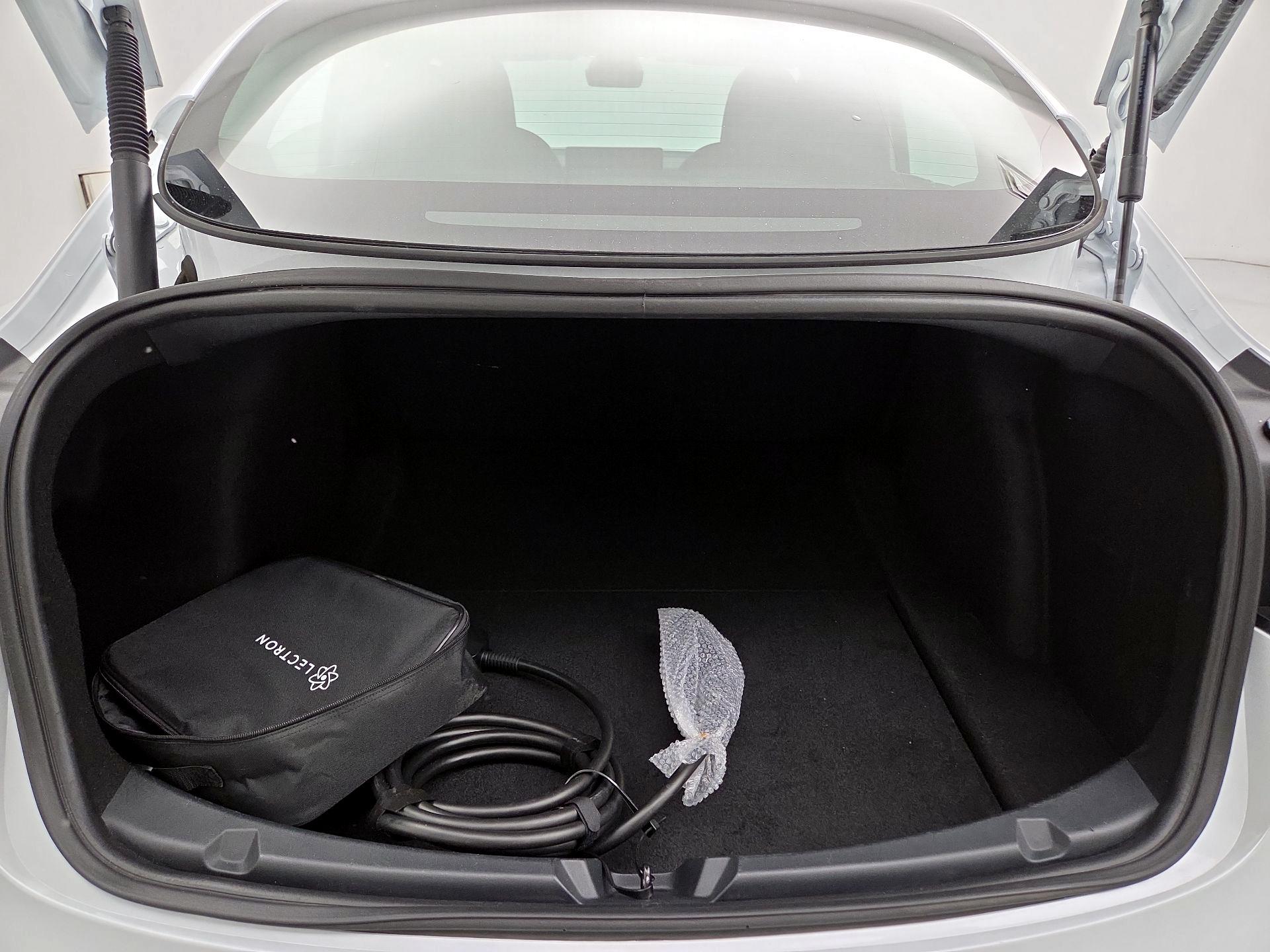 Thumbnail: 2023 Tesla Model 3 - 20