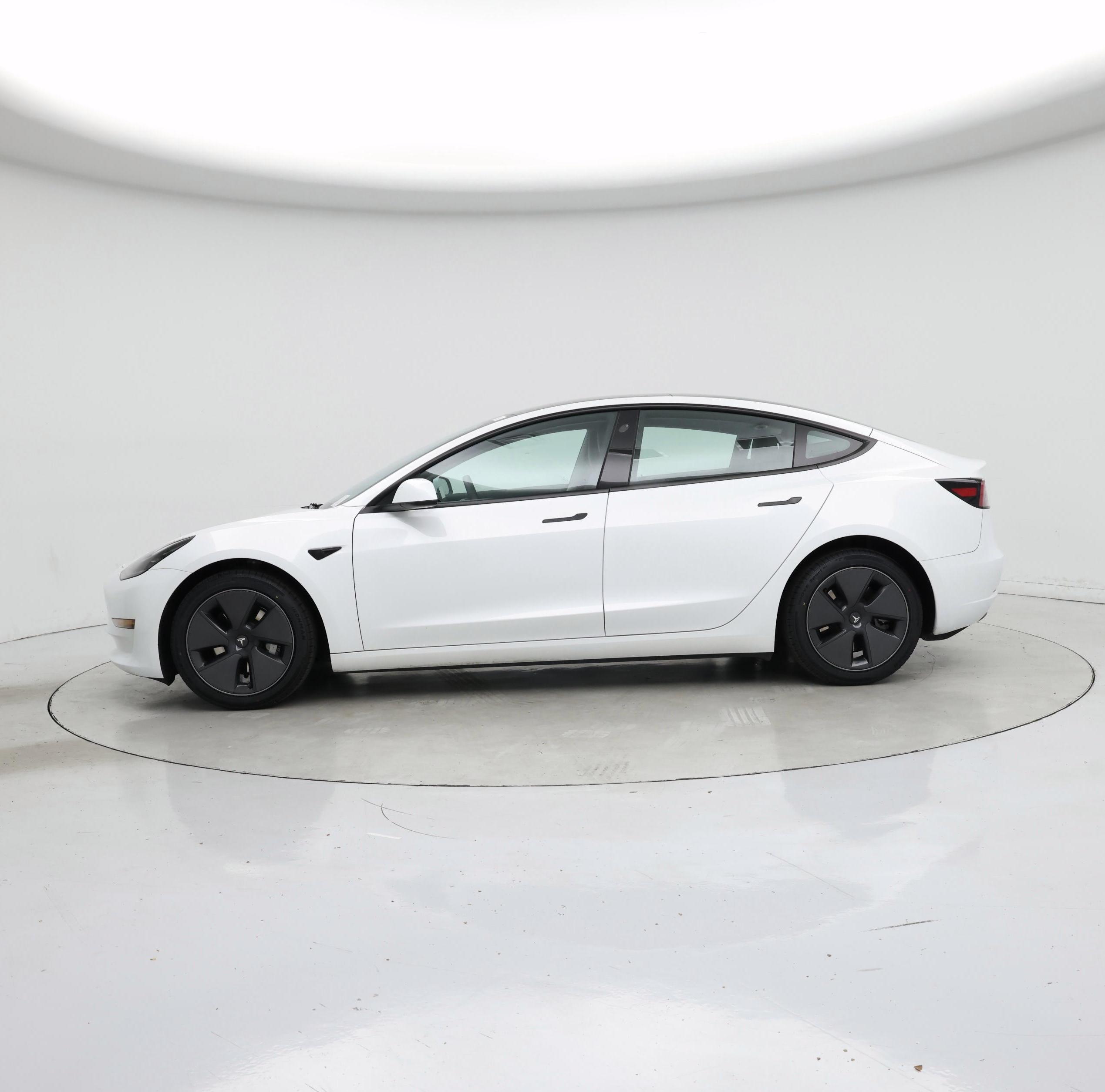 Thumbnail: 2023 Tesla Model 3 - 3