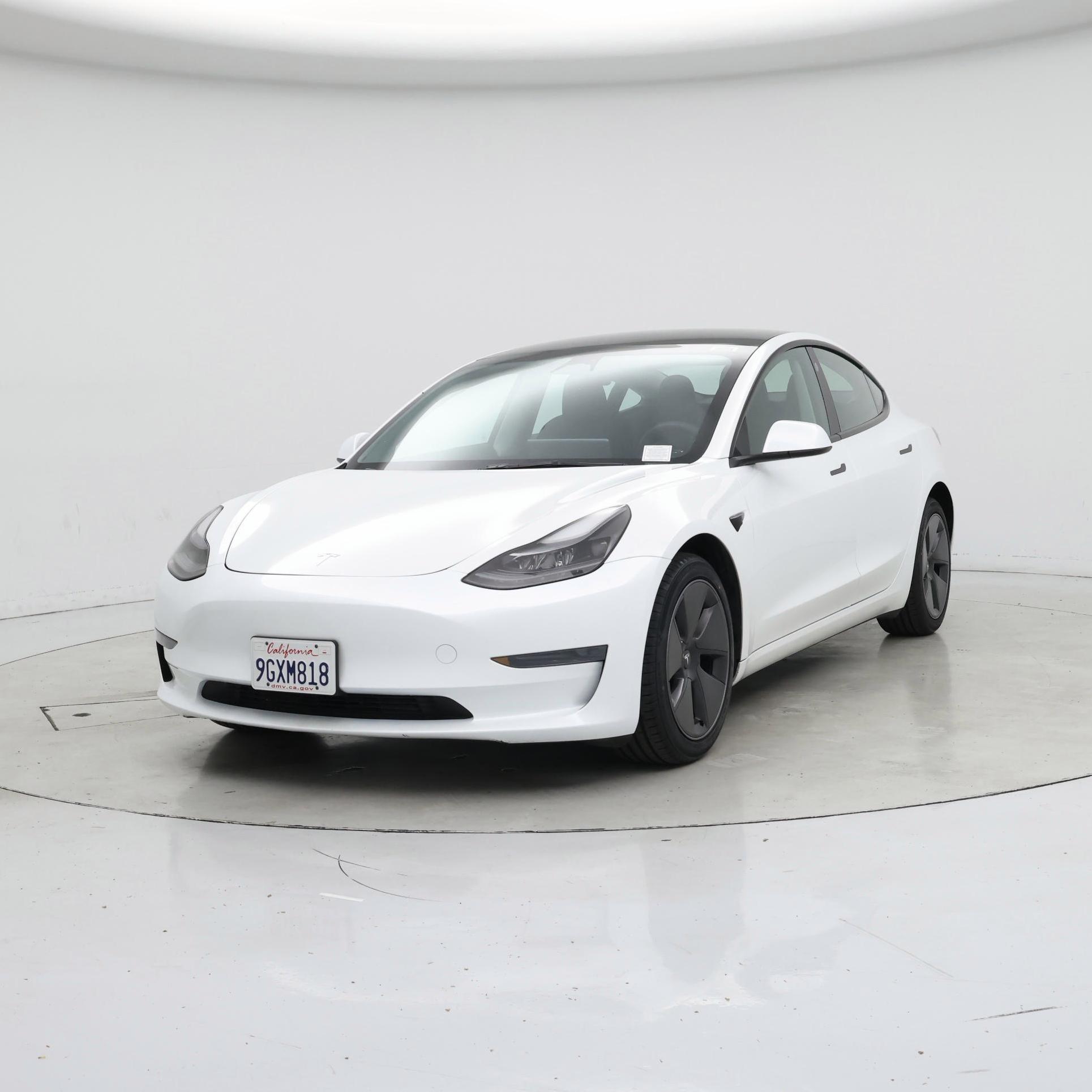 Thumbnail: 2023 Tesla Model 3 - 4