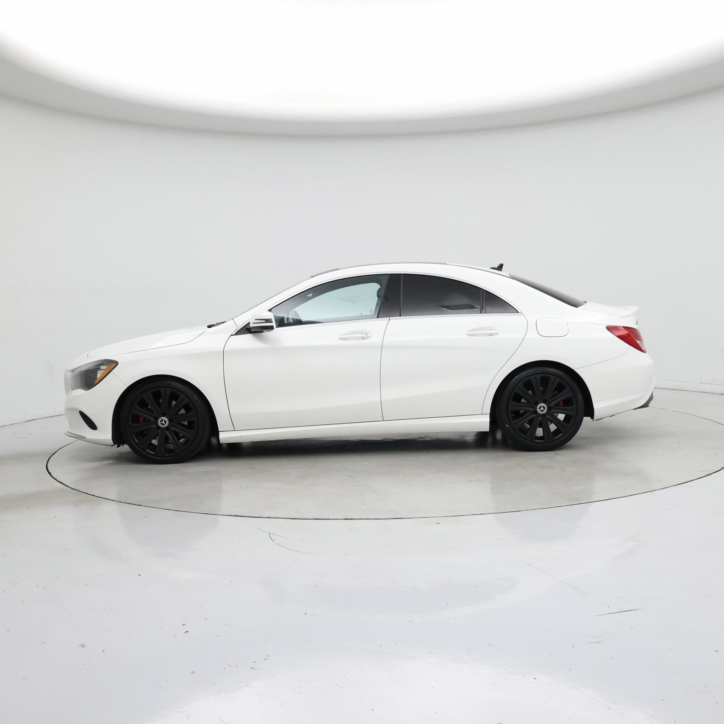 Thumbnail: 2019 Mercedes-Benz CLA - 3