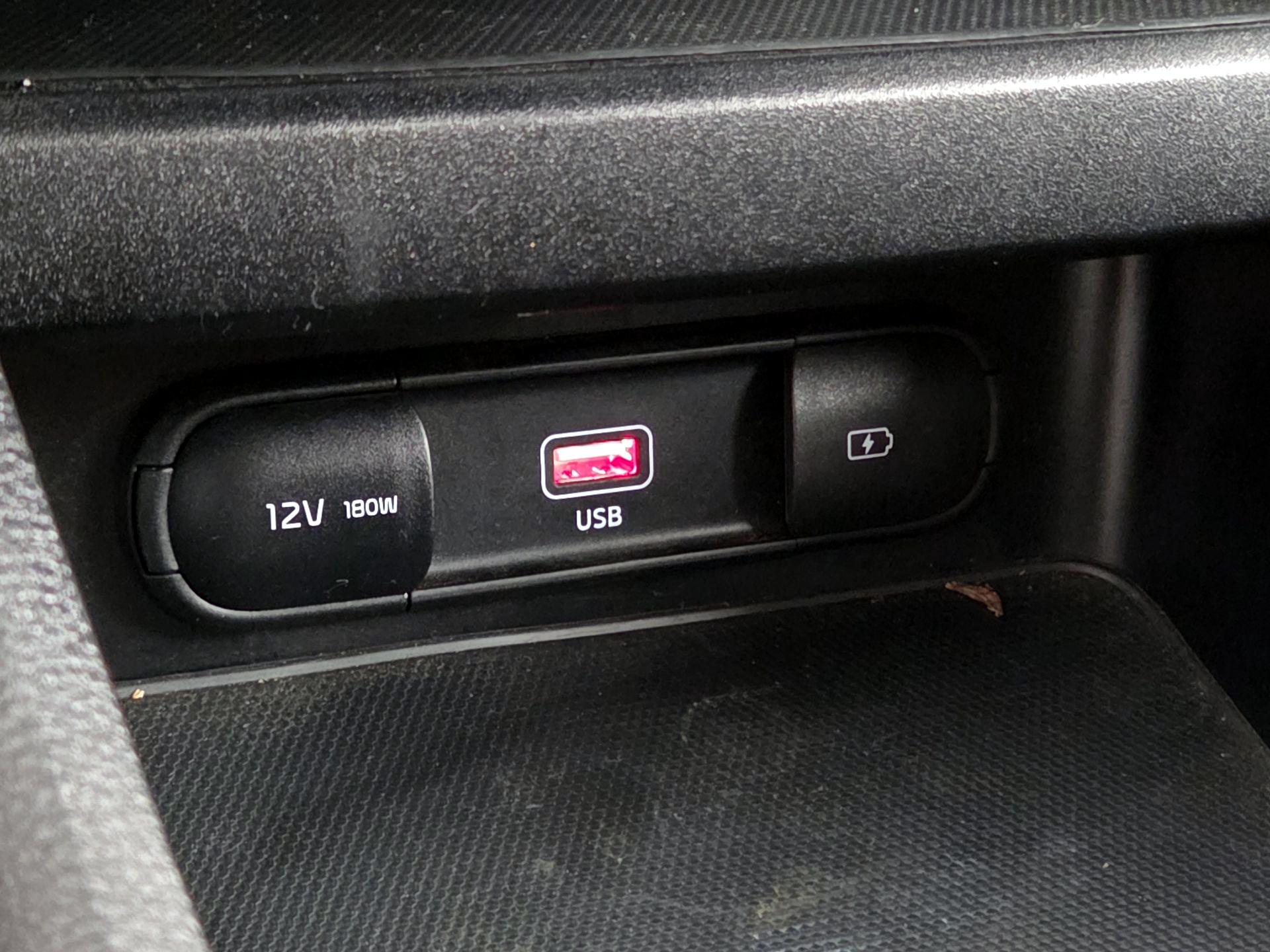 Thumbnail: 2024 Kia Forte - 18