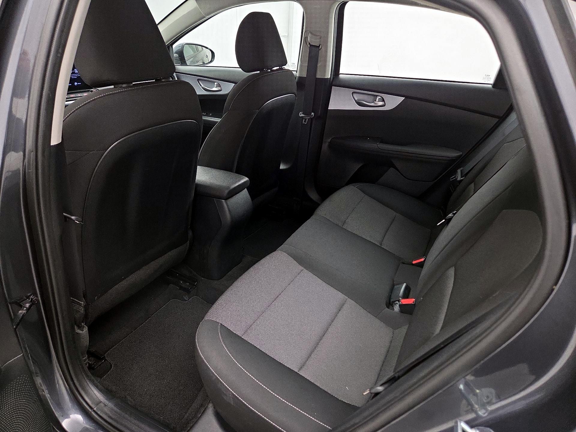 Thumbnail: 2024 Kia Forte - 19