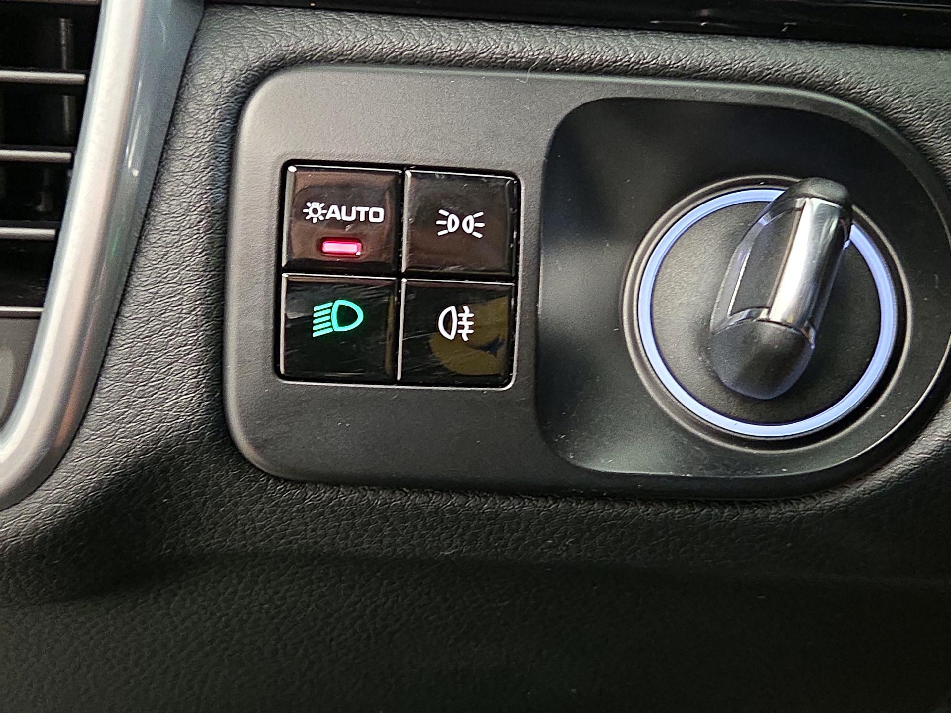 Thumbnail: 2019 Porsche Cayenne - 13