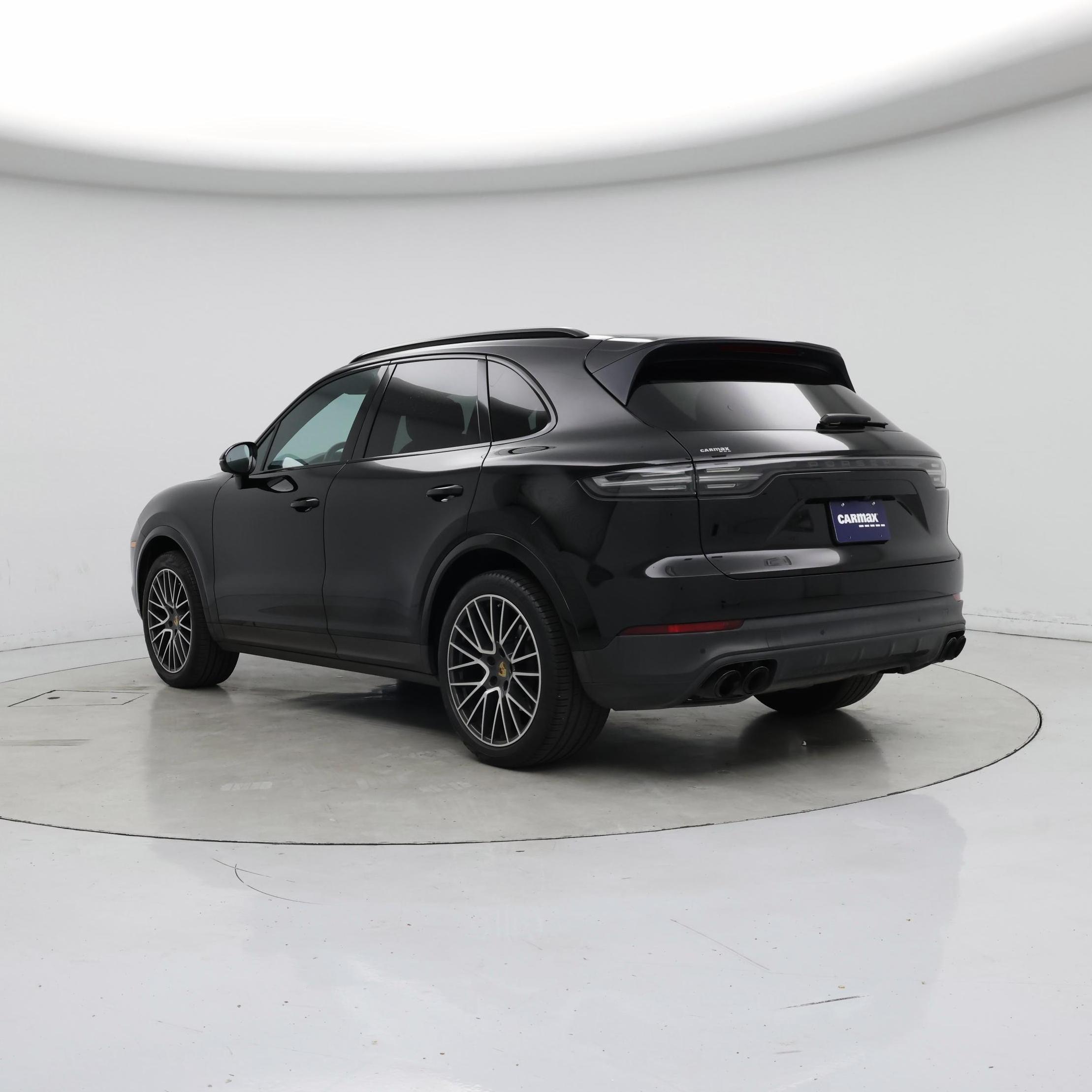 Thumbnail: 2019 Porsche Cayenne - 2
