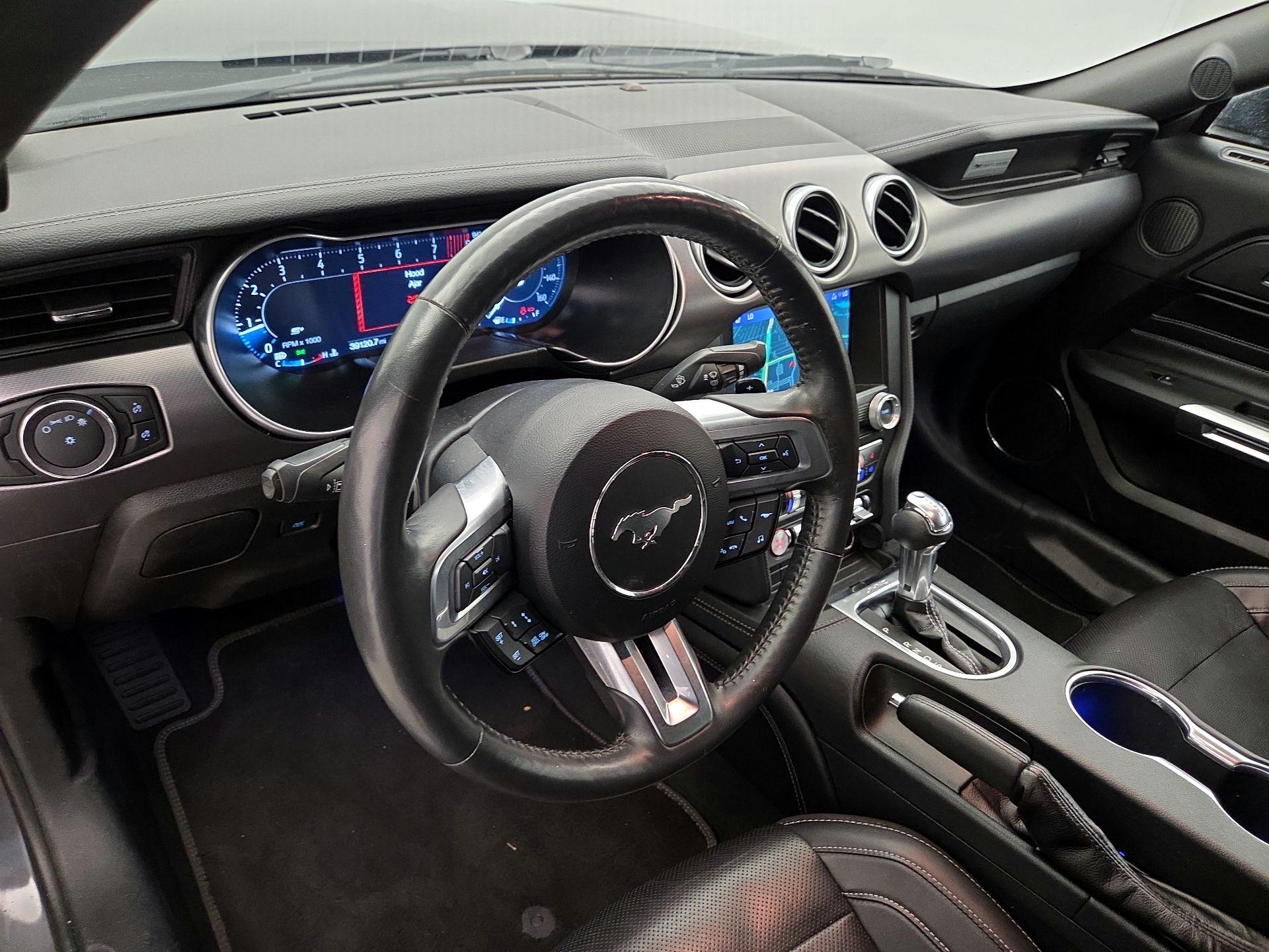 Thumbnail: 2022 Ford Mustang - 9