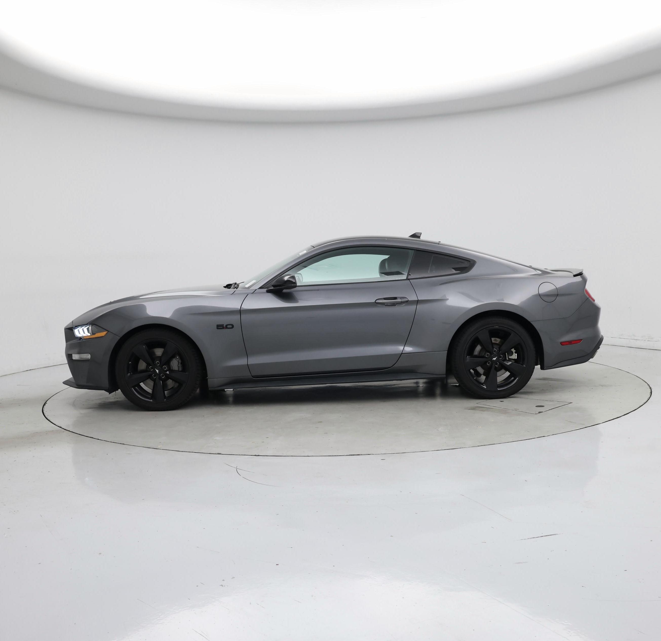 Thumbnail: 2022 Ford Mustang - 3