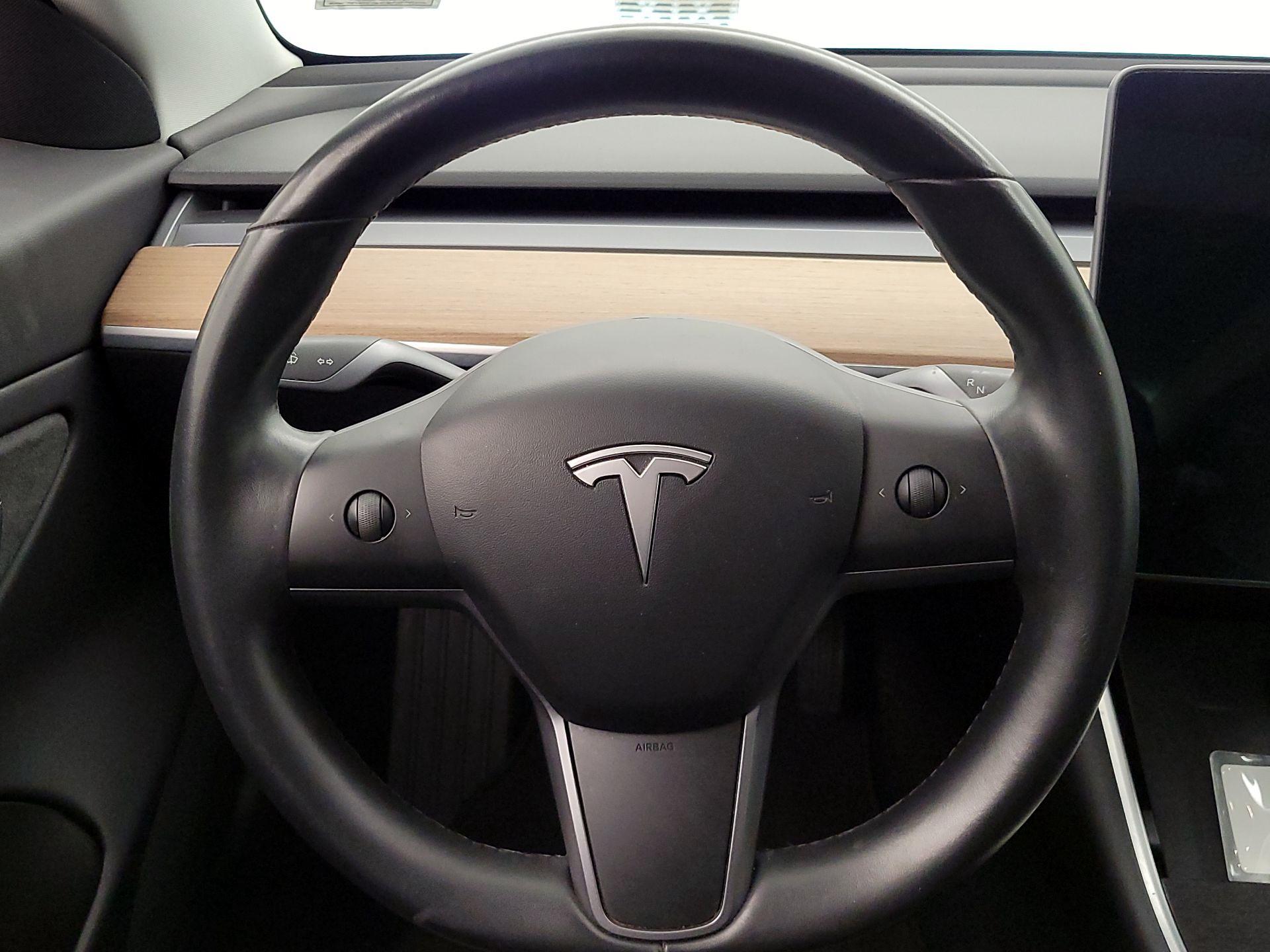 Thumbnail: 2019 Tesla Model 3 - 10
