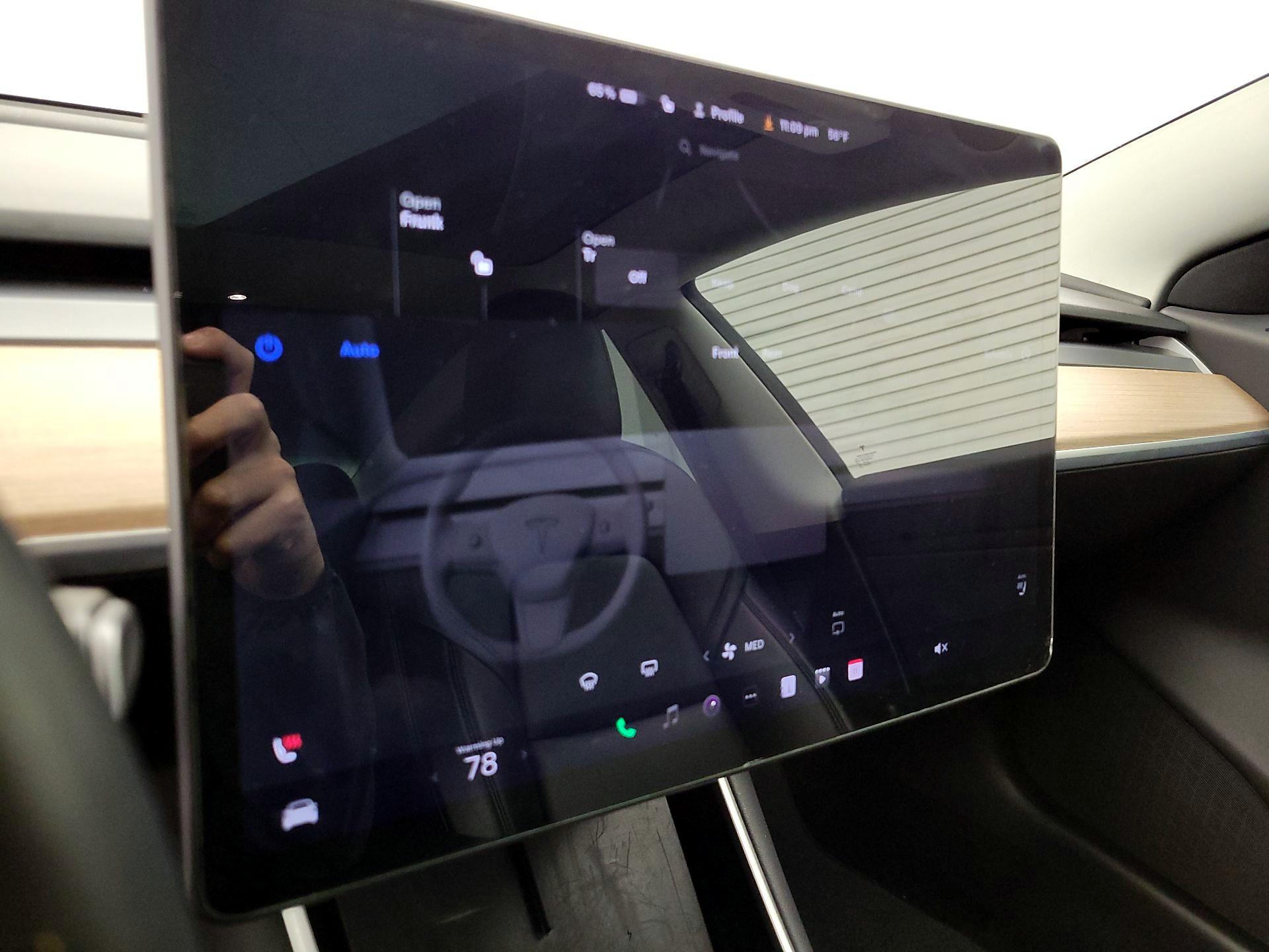 Thumbnail: 2019 Tesla Model 3 - 15