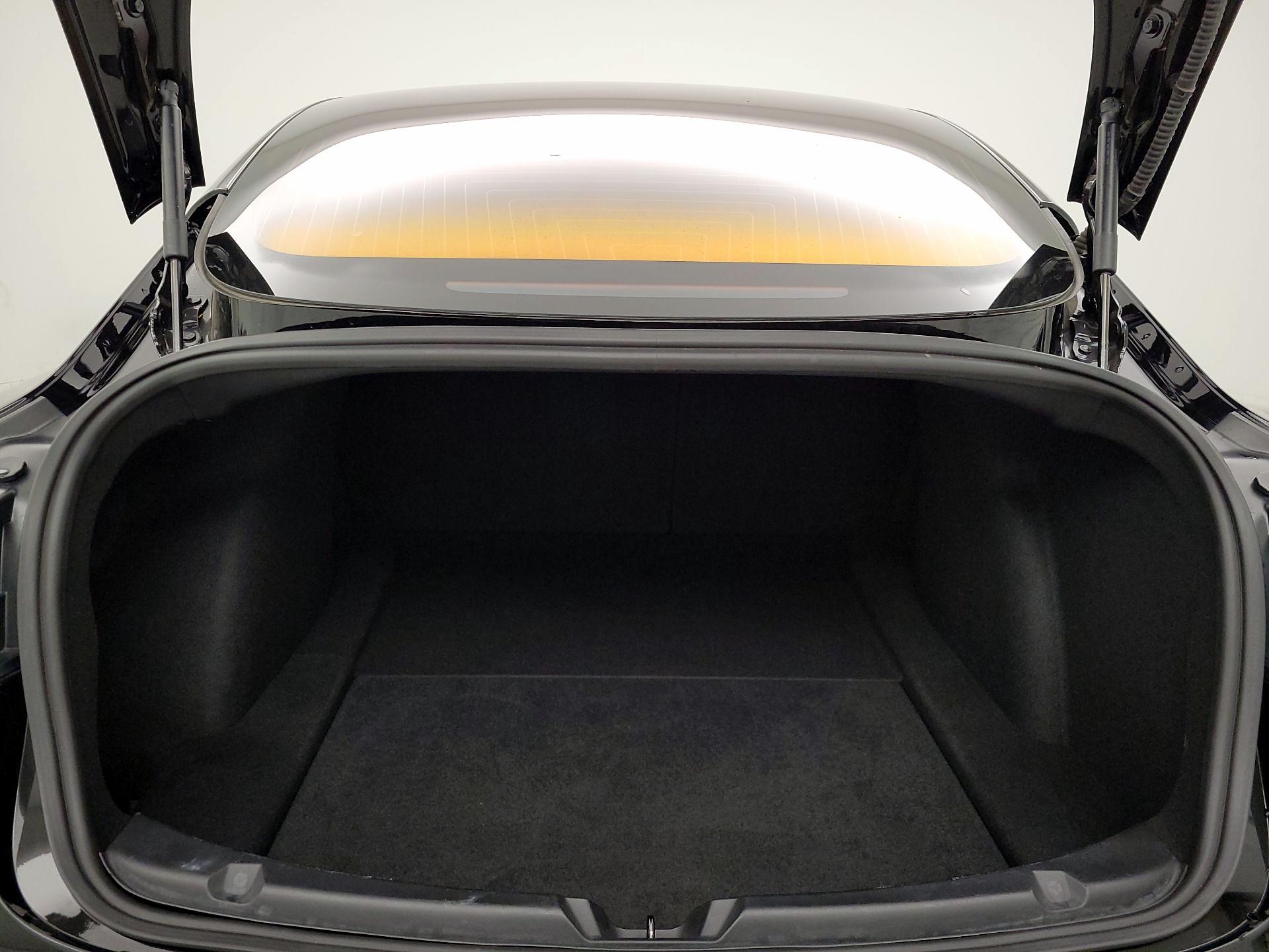 Thumbnail: 2019 Tesla Model 3 - 20