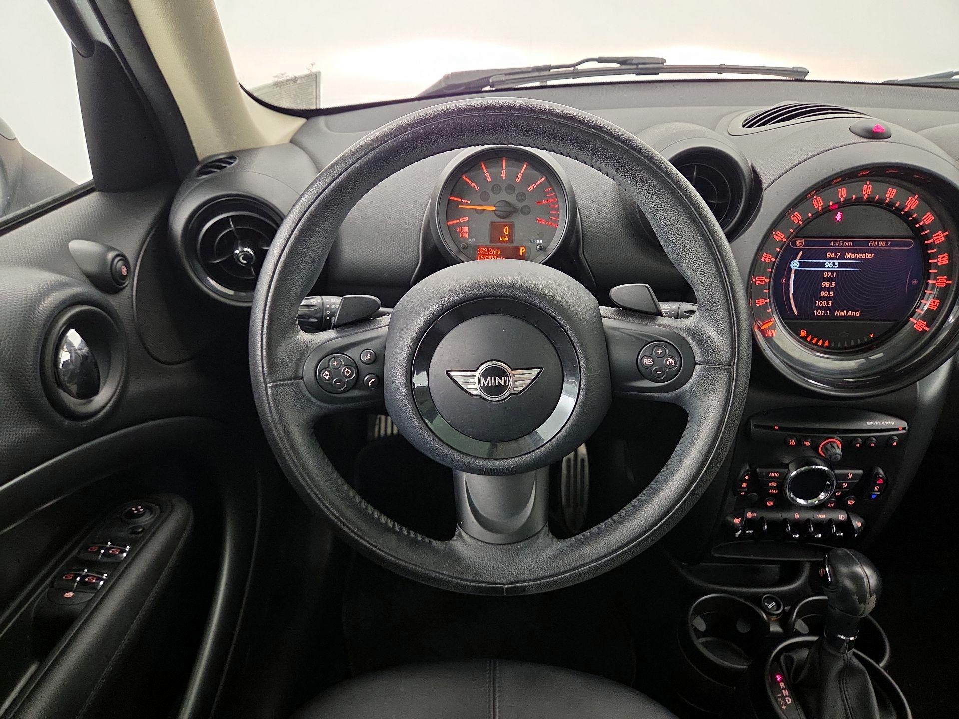 Thumbnail: 2016 MINI Cooper Countryman - 10