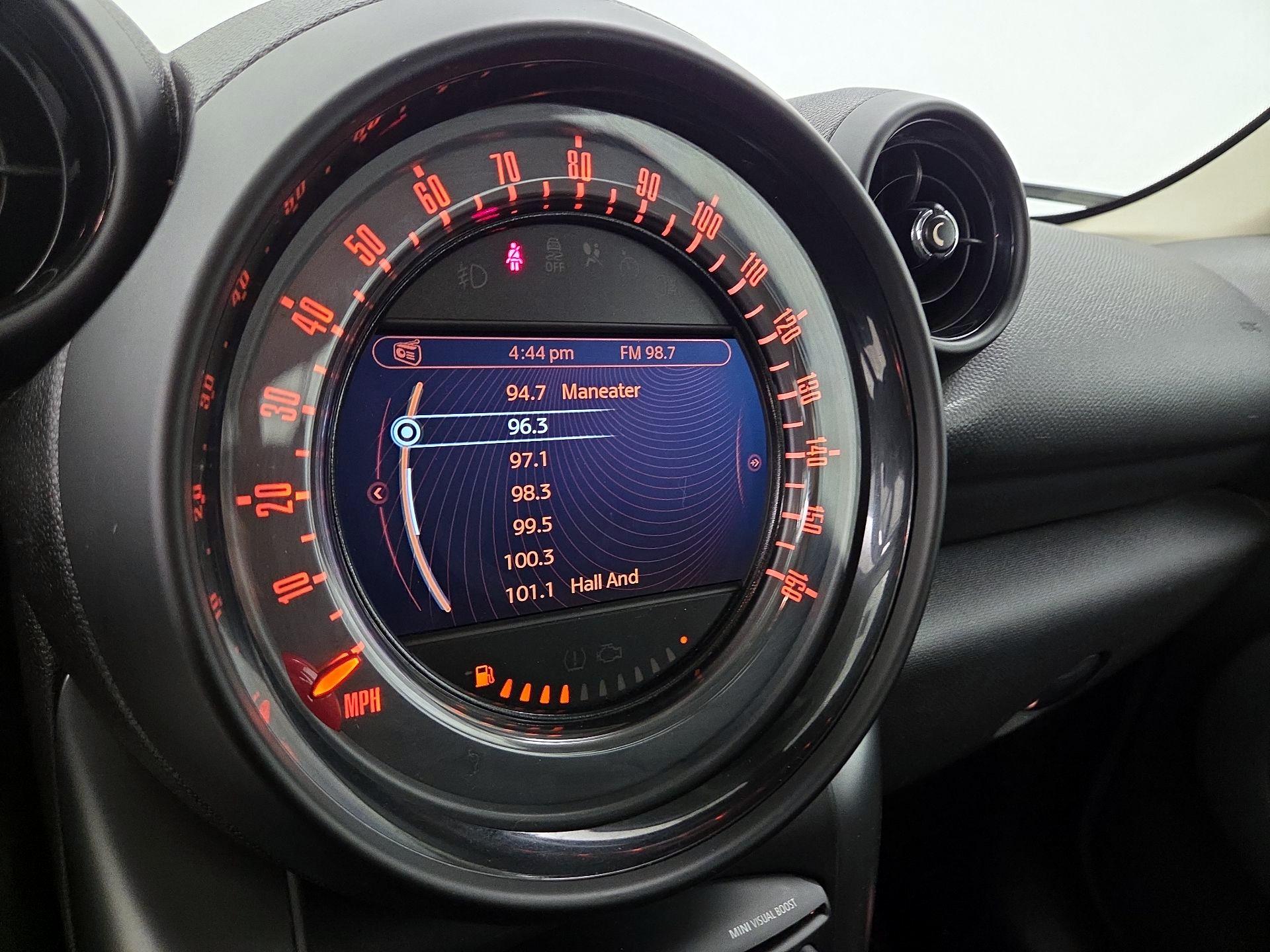 Thumbnail: 2016 MINI Cooper Countryman - 13