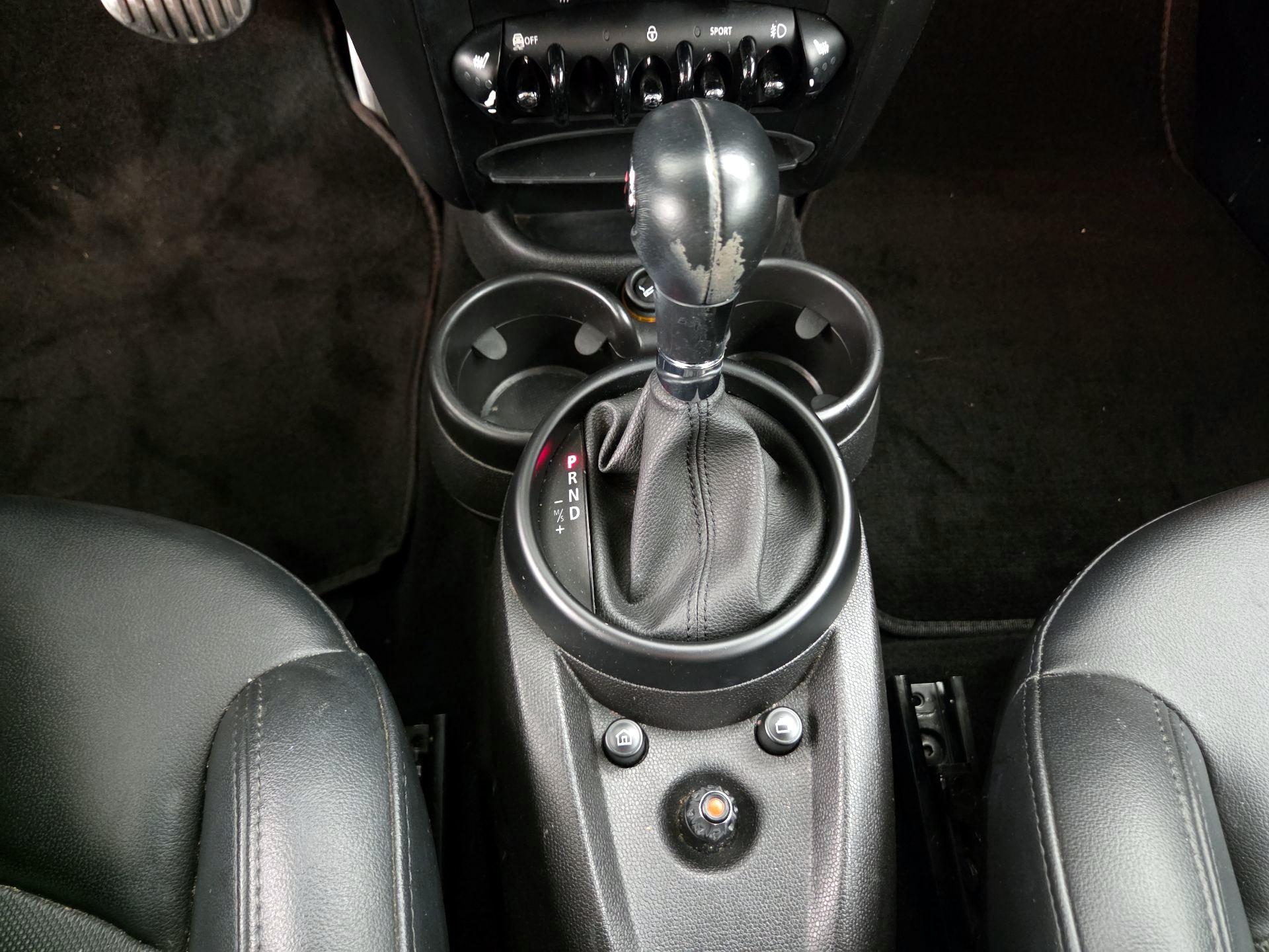 Thumbnail: 2016 MINI Cooper Countryman - 15